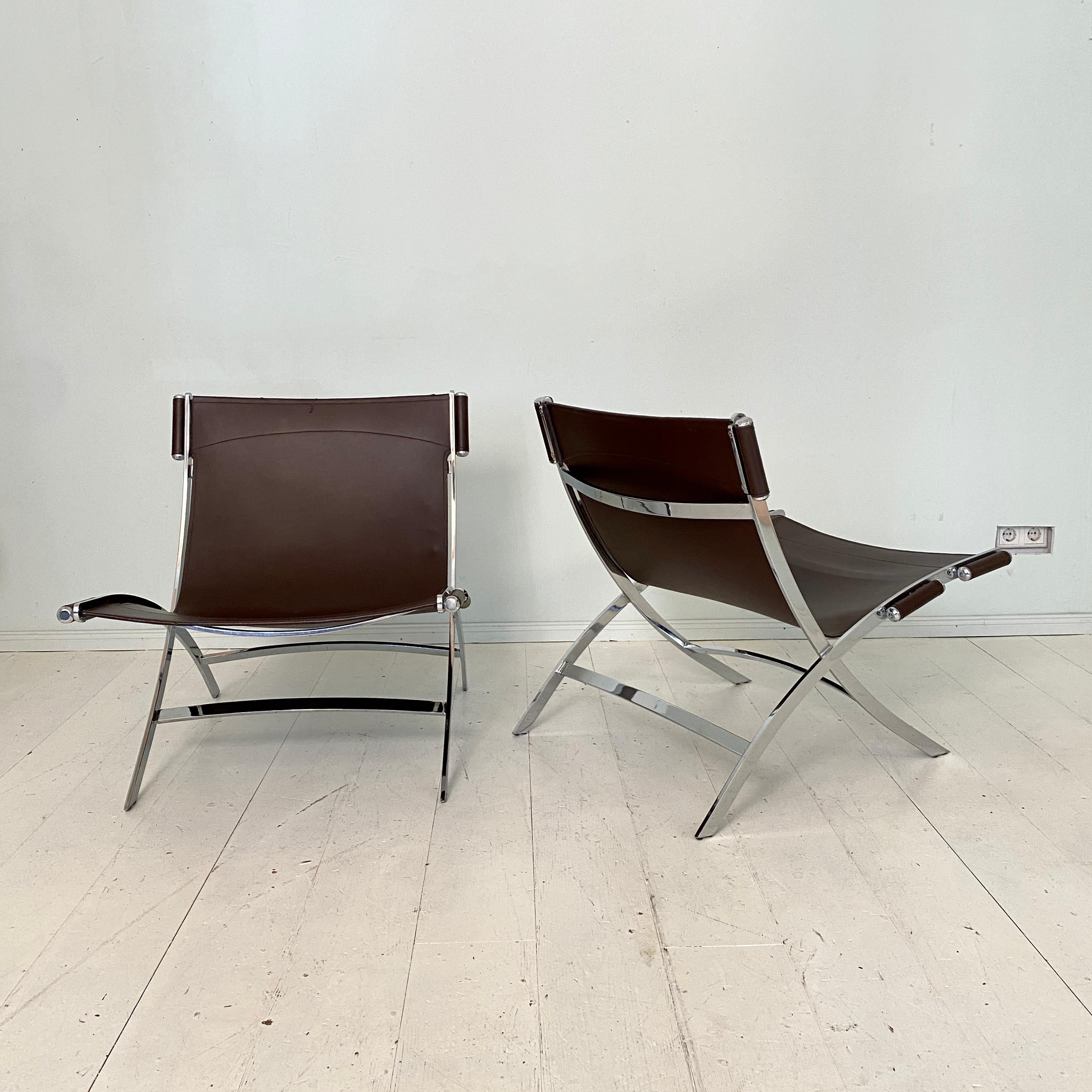 Pair of Lounge Chairs by Antonio Citterio in Chrome and Leather for Flexform 11