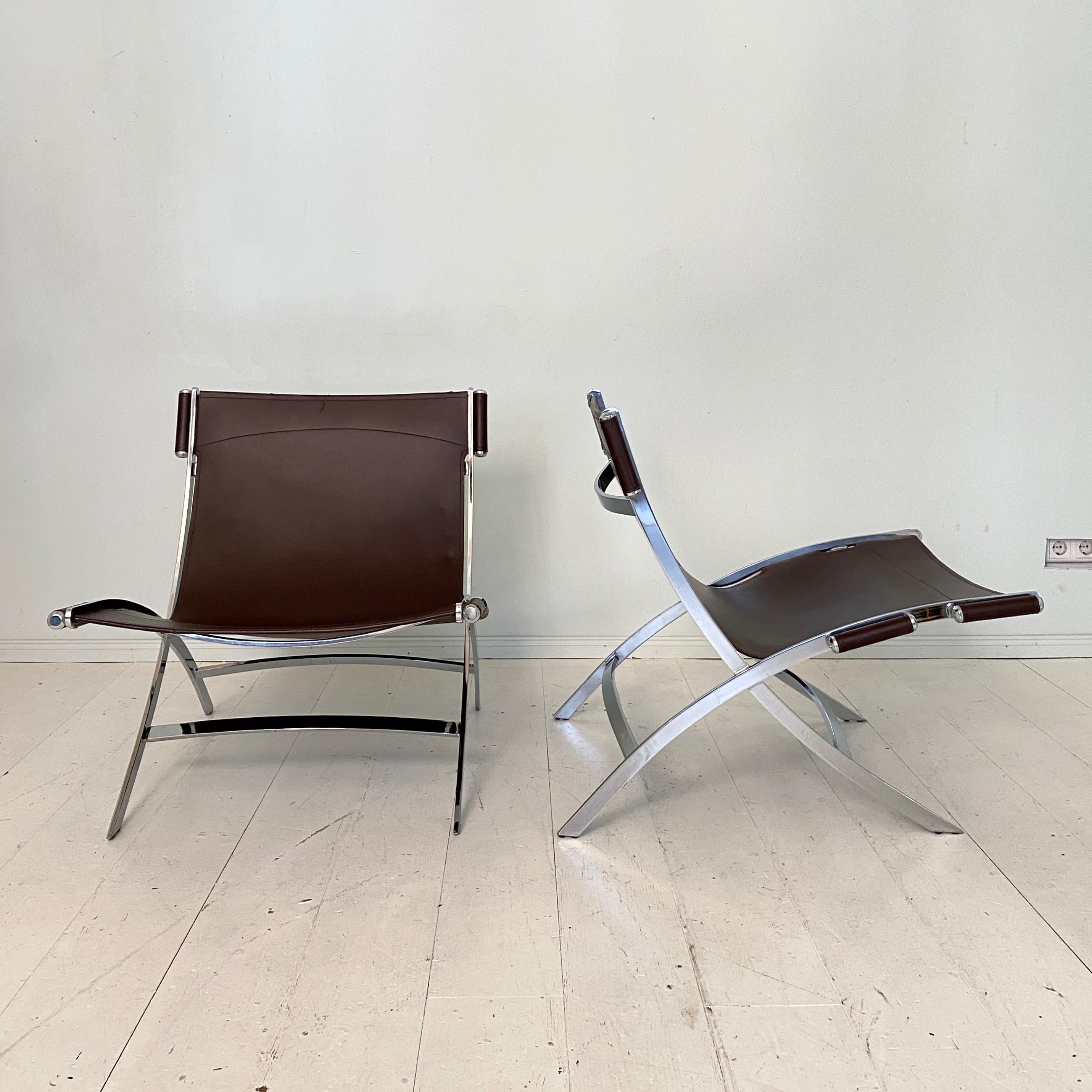 Pair of Lounge Chairs by Antonio Citterio in Chrome and Leather for Flexform 12