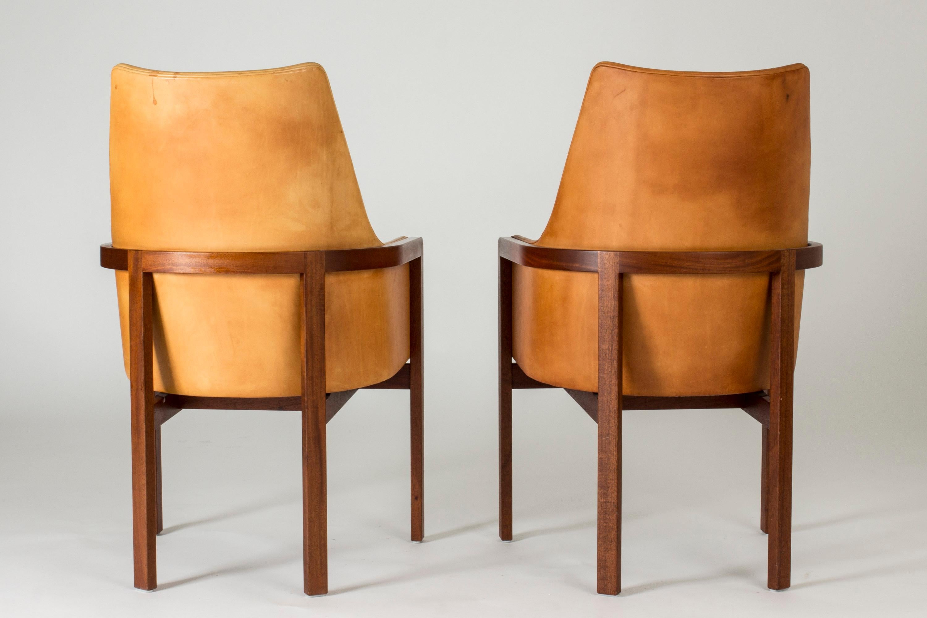 Paire de fauteuils de salon par Bernt Petersen, Danemark, années 1960 Bon état - En vente à Stockholm, SE