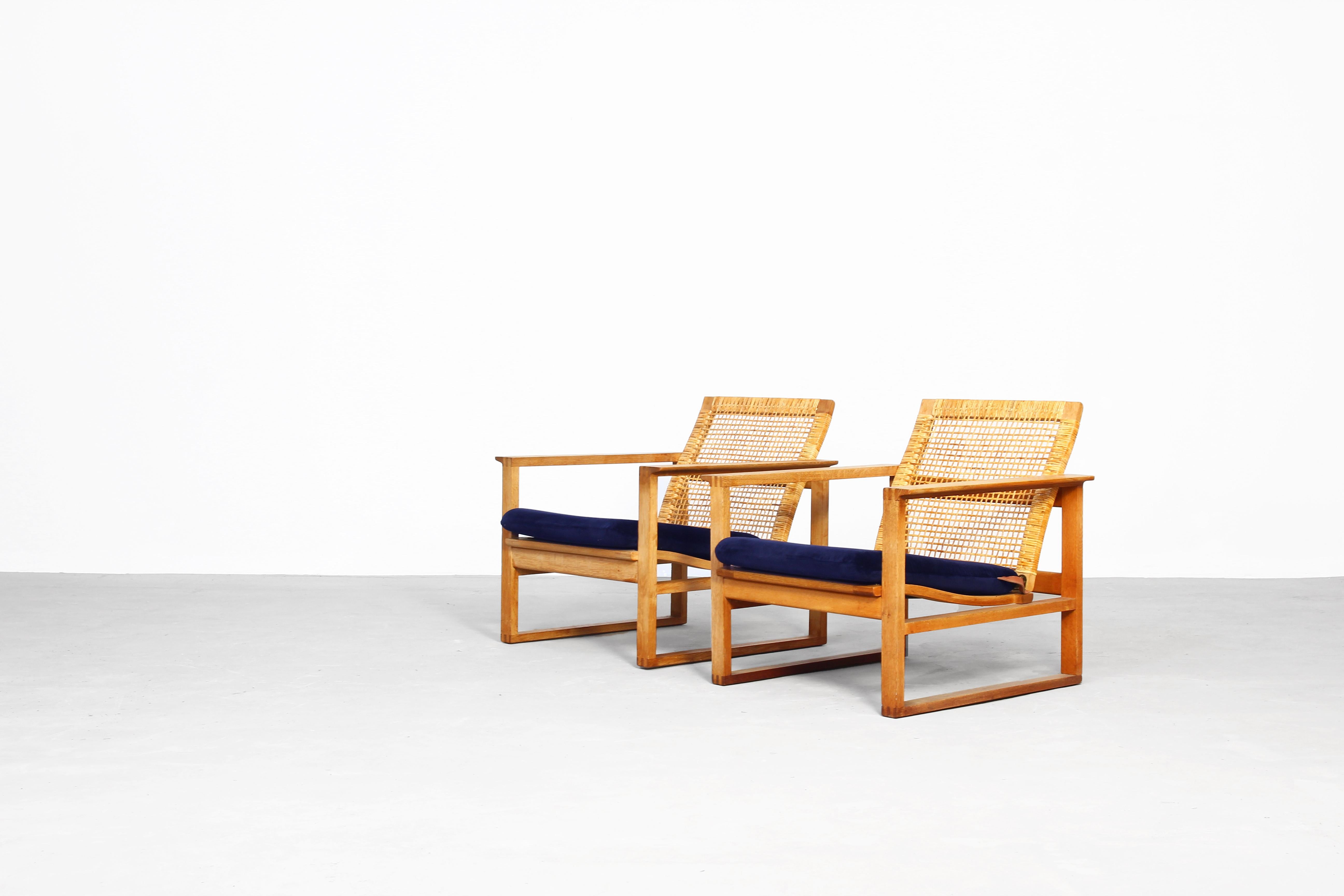 Scandinavian Modern Pair of Lounge Chairs by Borge Mogensen for Fredericia