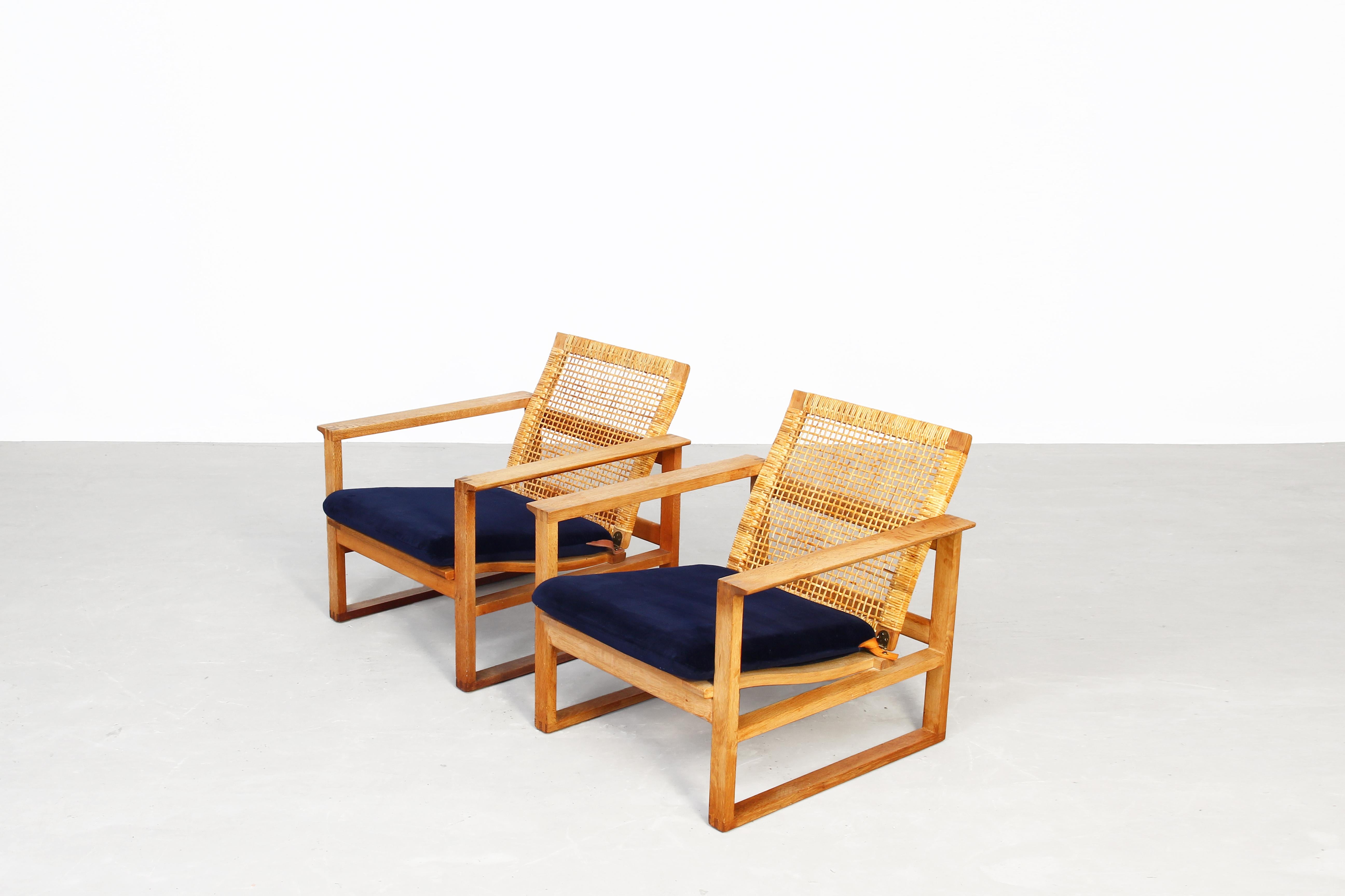 Danish Pair of Lounge Chairs by Borge Mogensen for Fredericia