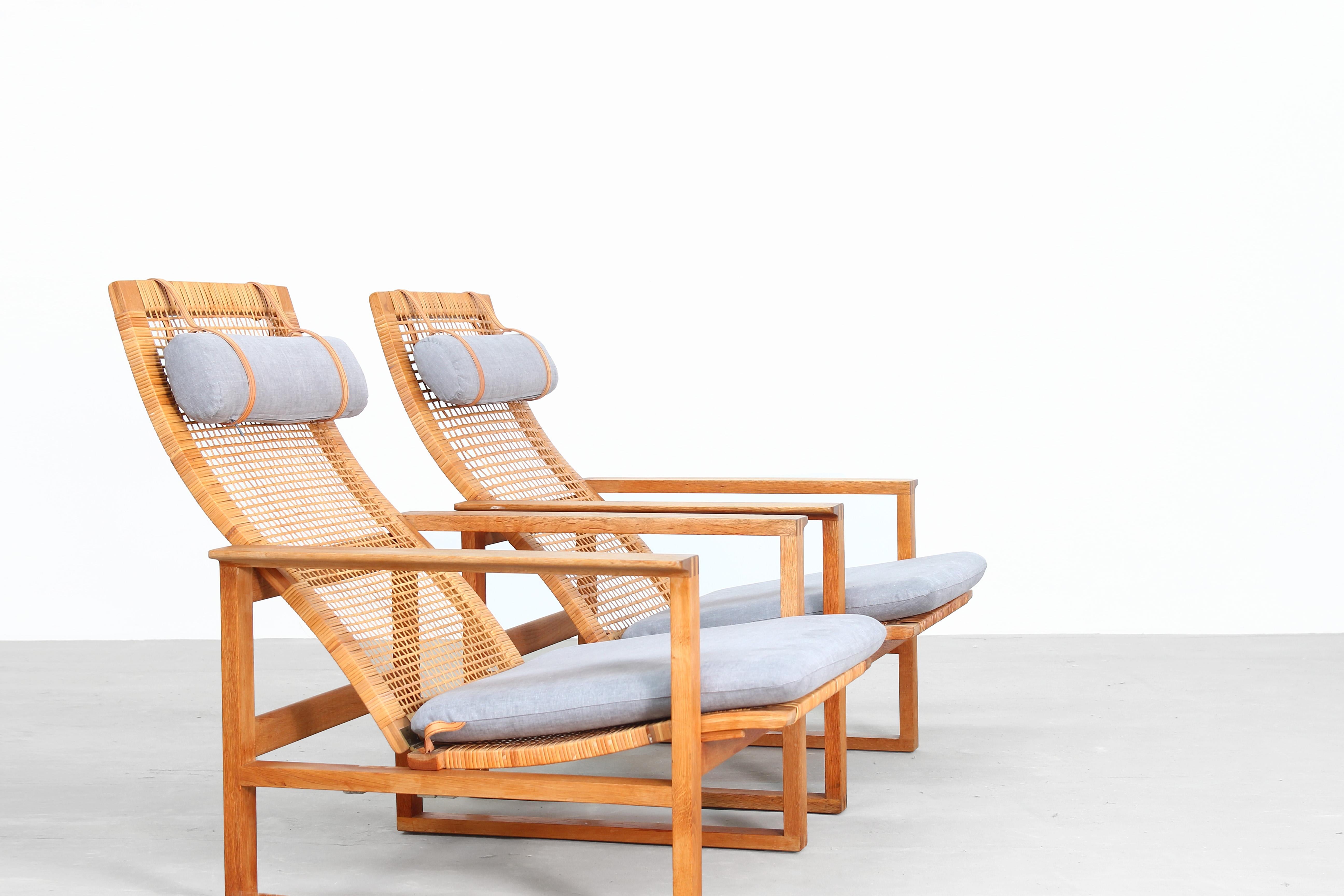 Pair of Danish Lounge Chairs by Borge Mogensen for Fredericia 1