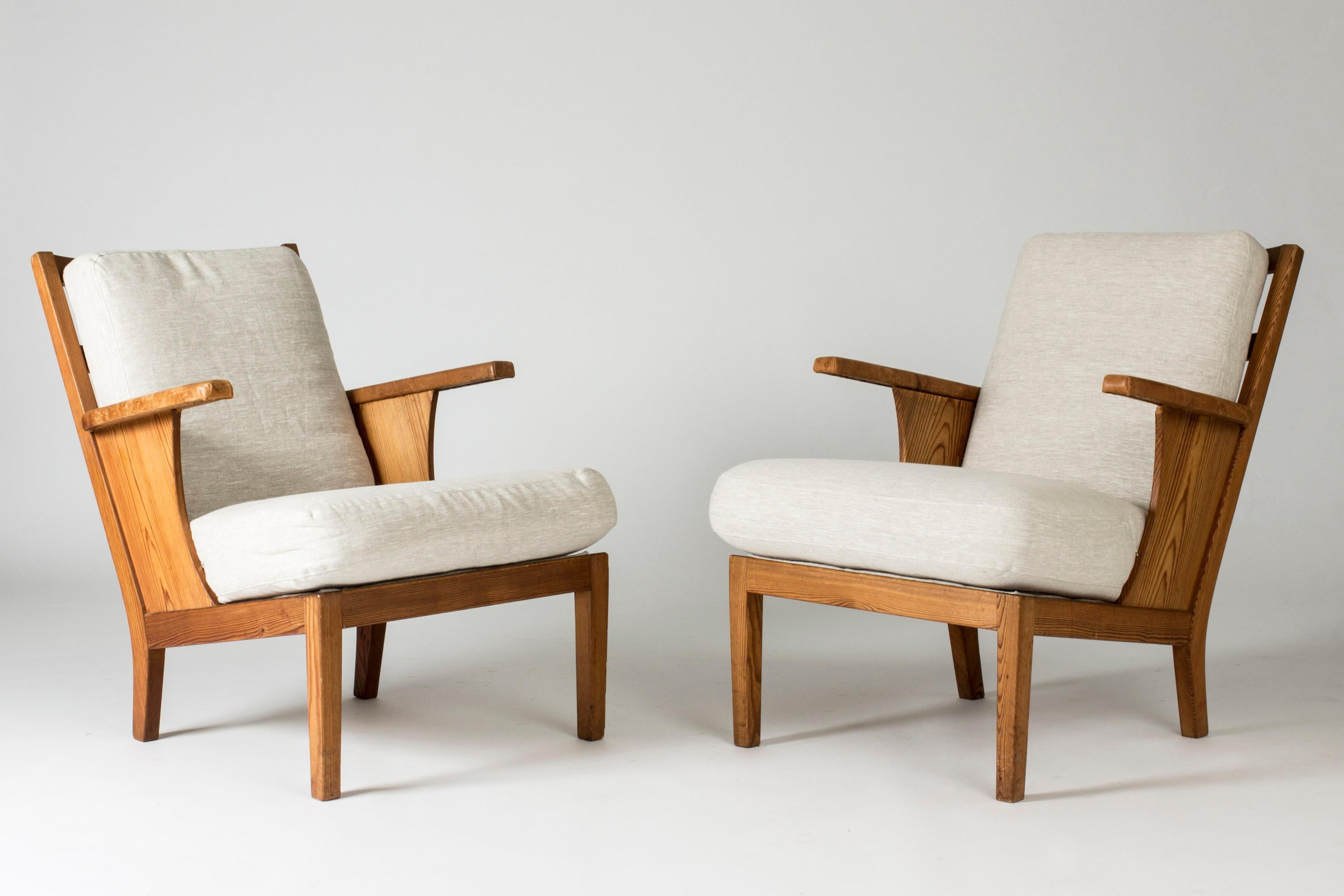 Scandinavian Modern Pair of Lounge Chairs by Carl Malmsten, Sweden, 1930s