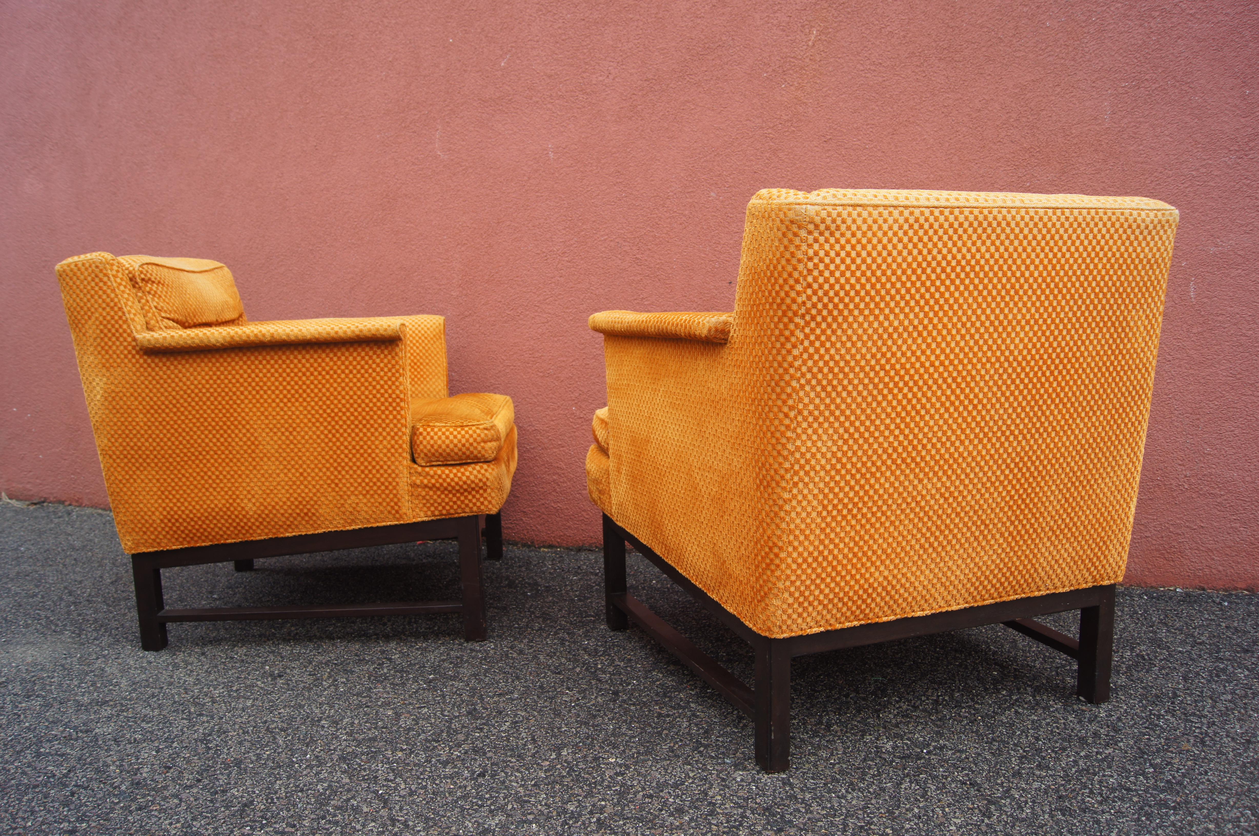 Mid-Century Modern Pair of Lounge Chairs by Edward Wormley for Dunbar