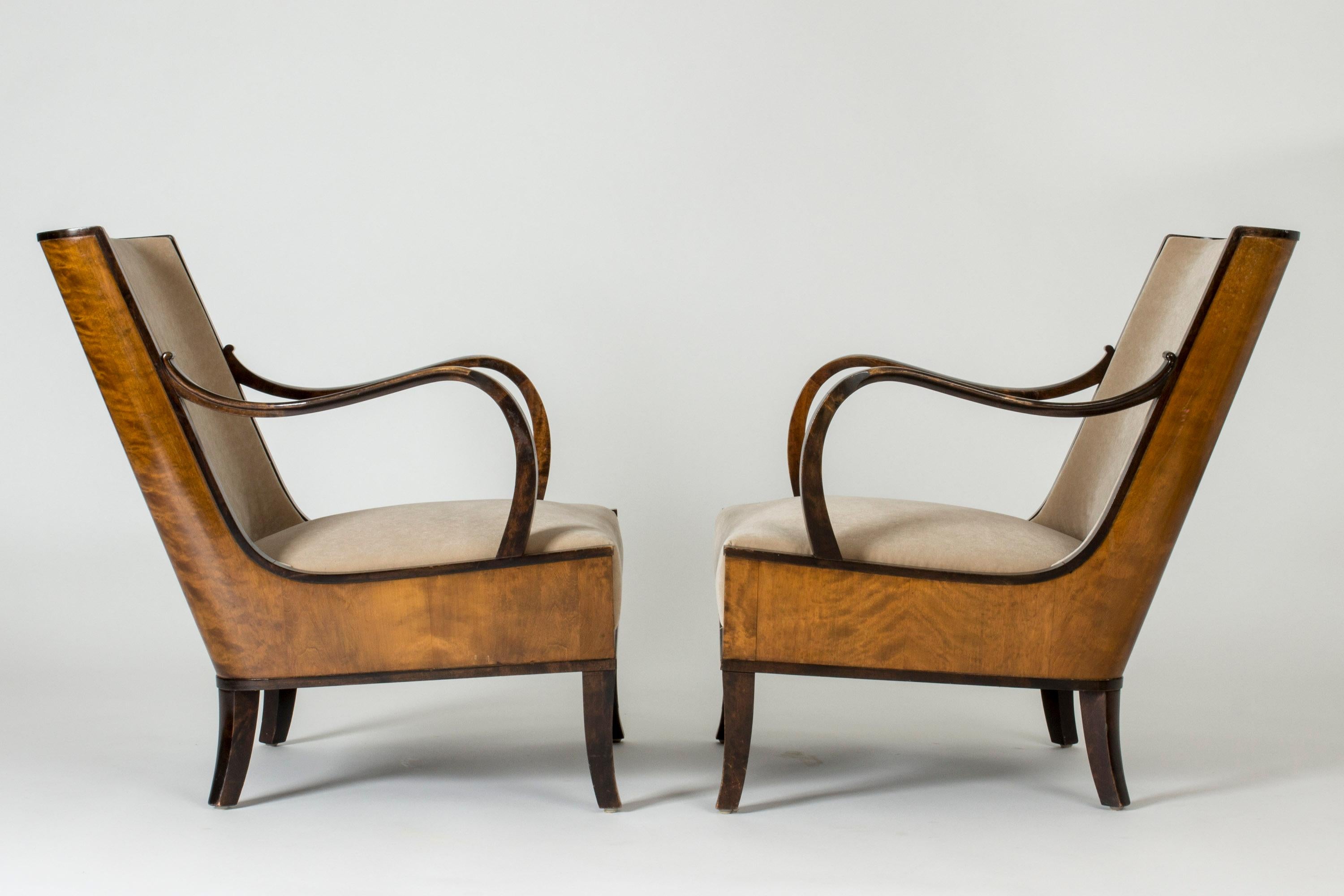 Scandinavian Modern Pair of Lounge Chairs by Erik Chambert, Sweden, 1930s