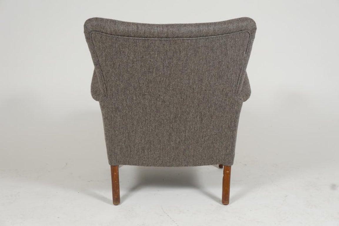 Pair of Lounge Chairs by Fritz Hansen (Mitte des 20. Jahrhunderts)