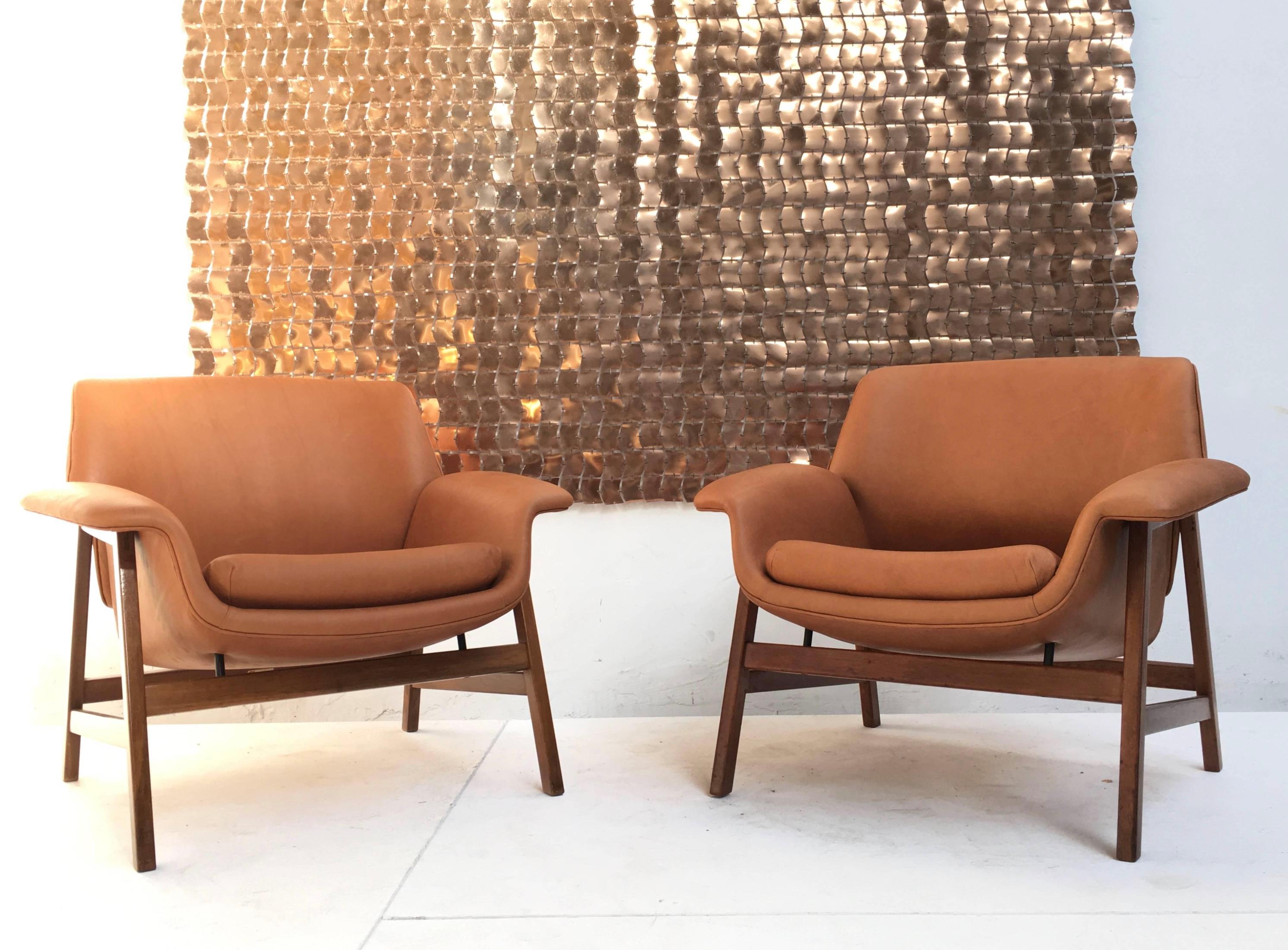 Pair of Lounge Chairs by Gianfranco Frattini Cassina, Italy, 1956 5