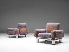 Coppia di sedie da salotto di Gianfranco Frattini in metallo cromato