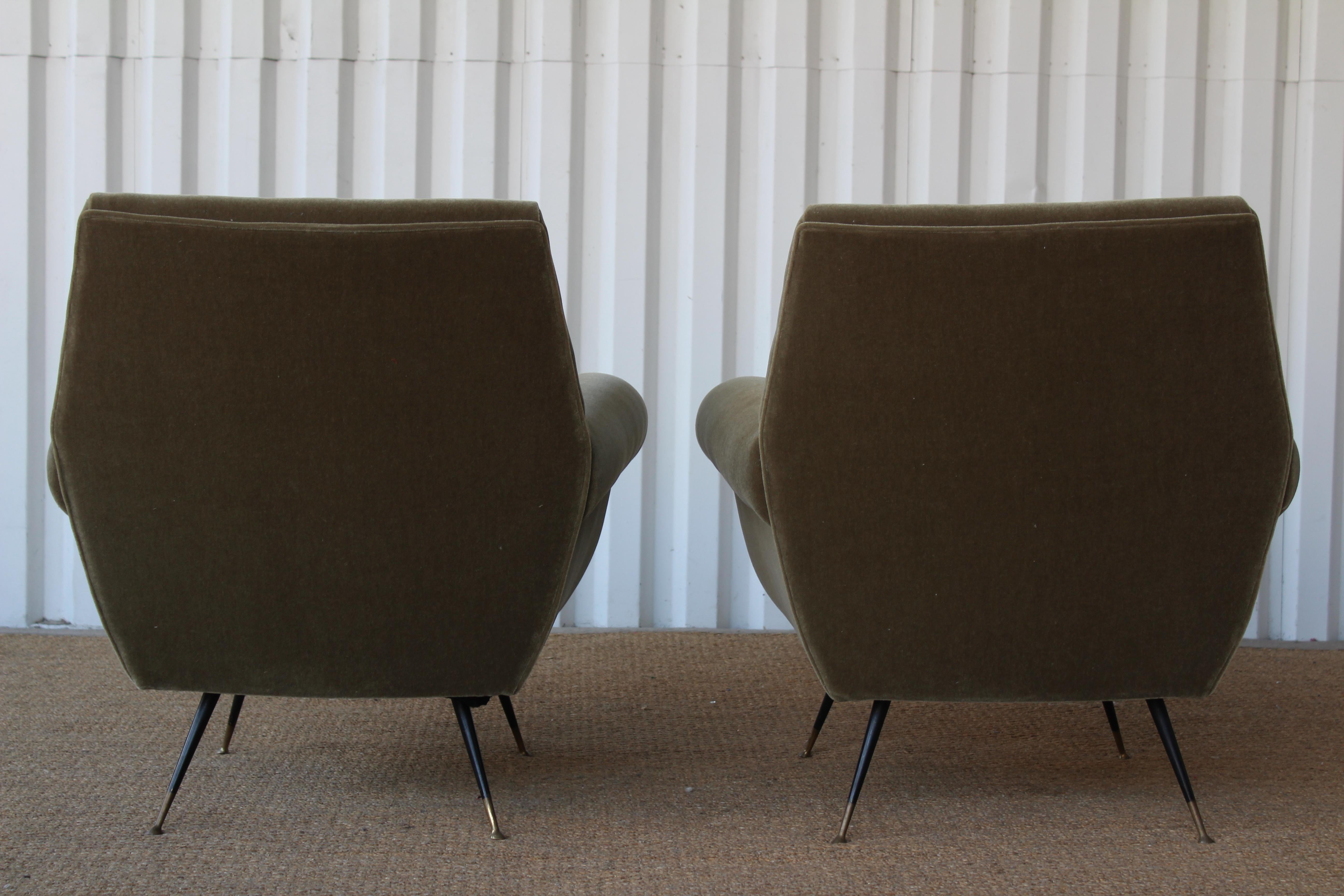 Pair of Lounge Chairs by Gigi Radice for Minotti, Italy, 1950s 3