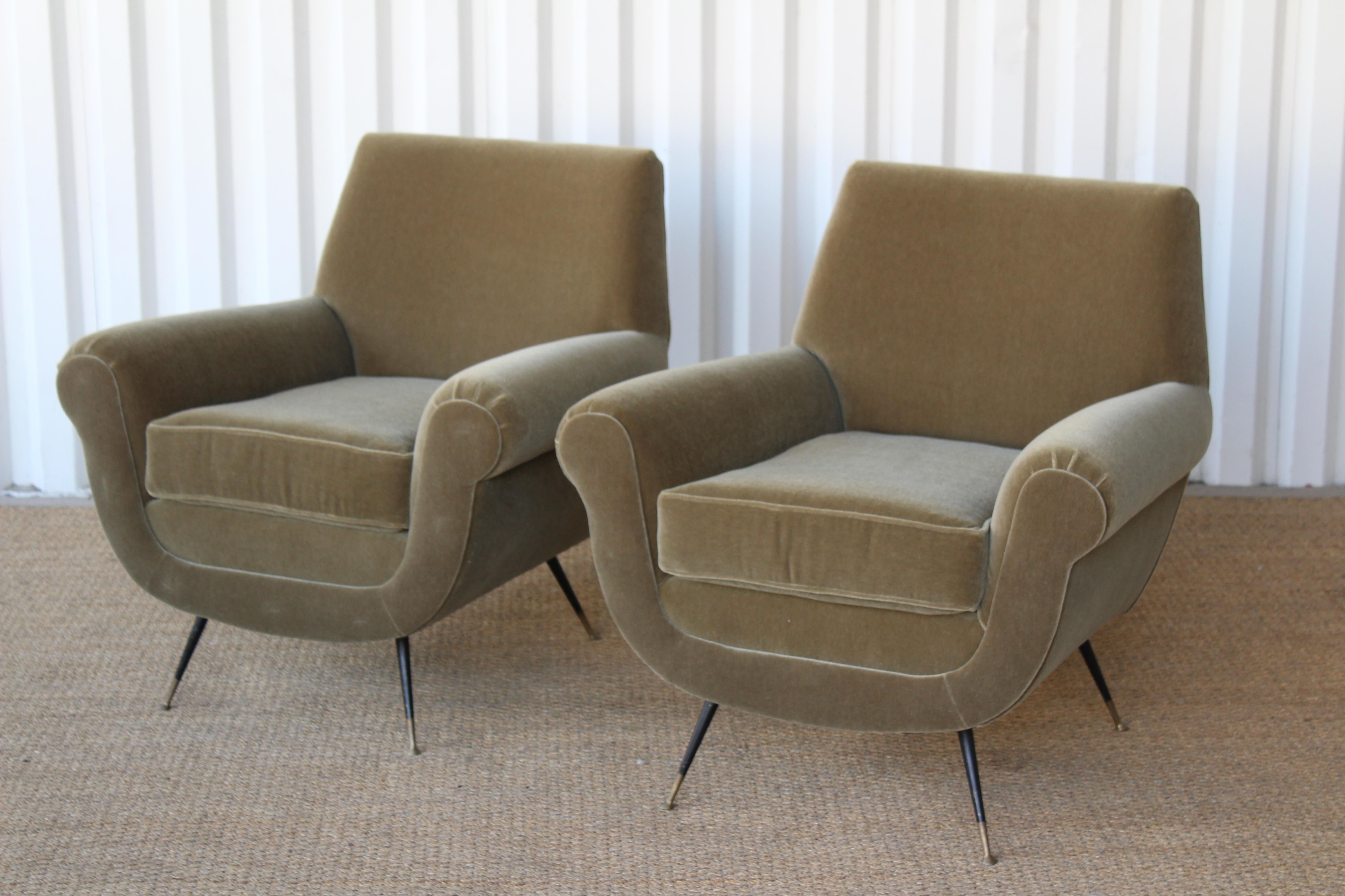 Brass Pair of Lounge Chairs by Gigi Radice for Minotti, Italy, 1950s