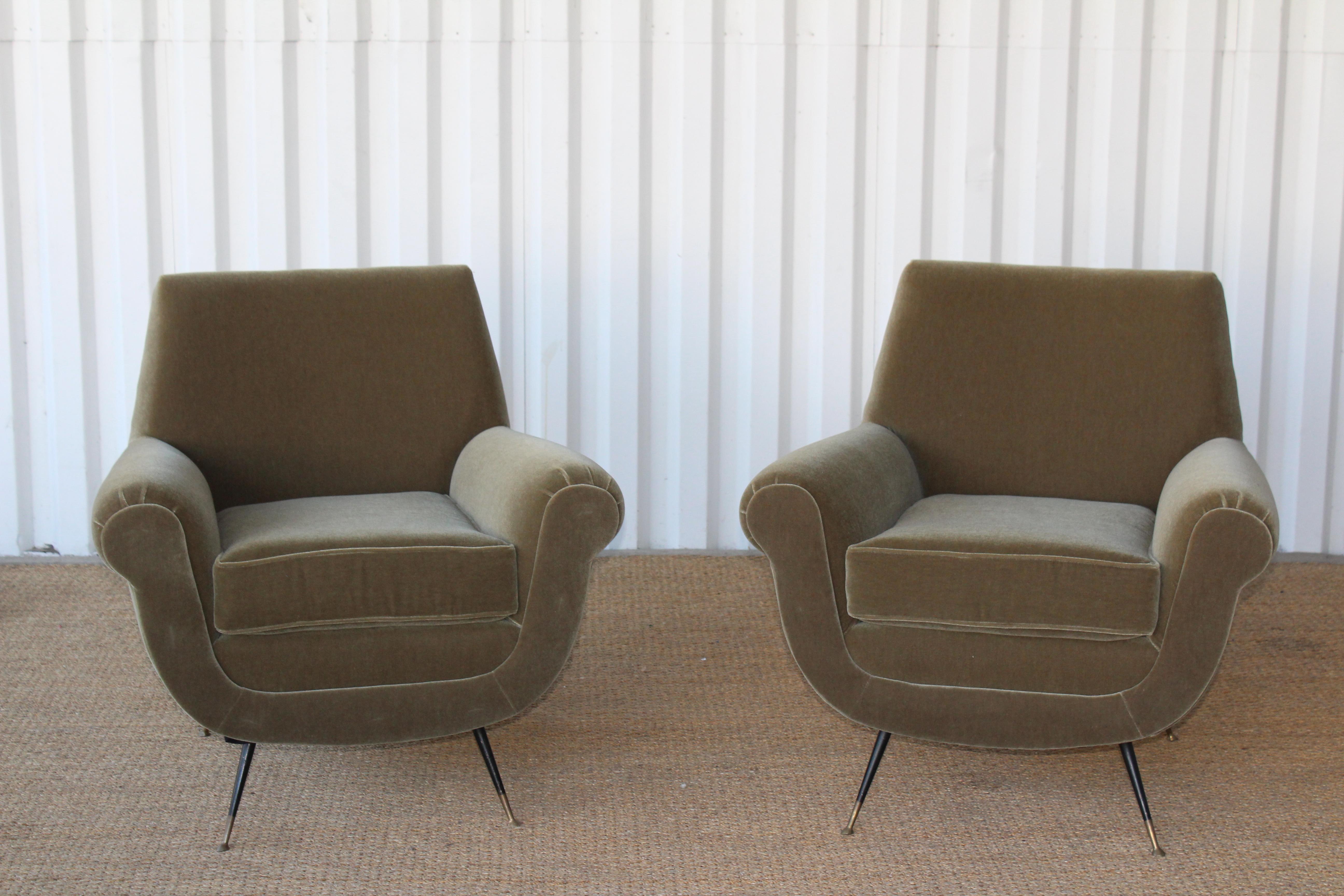 Pair of Lounge Chairs by Gigi Radice for Minotti, Italy, 1950s 1