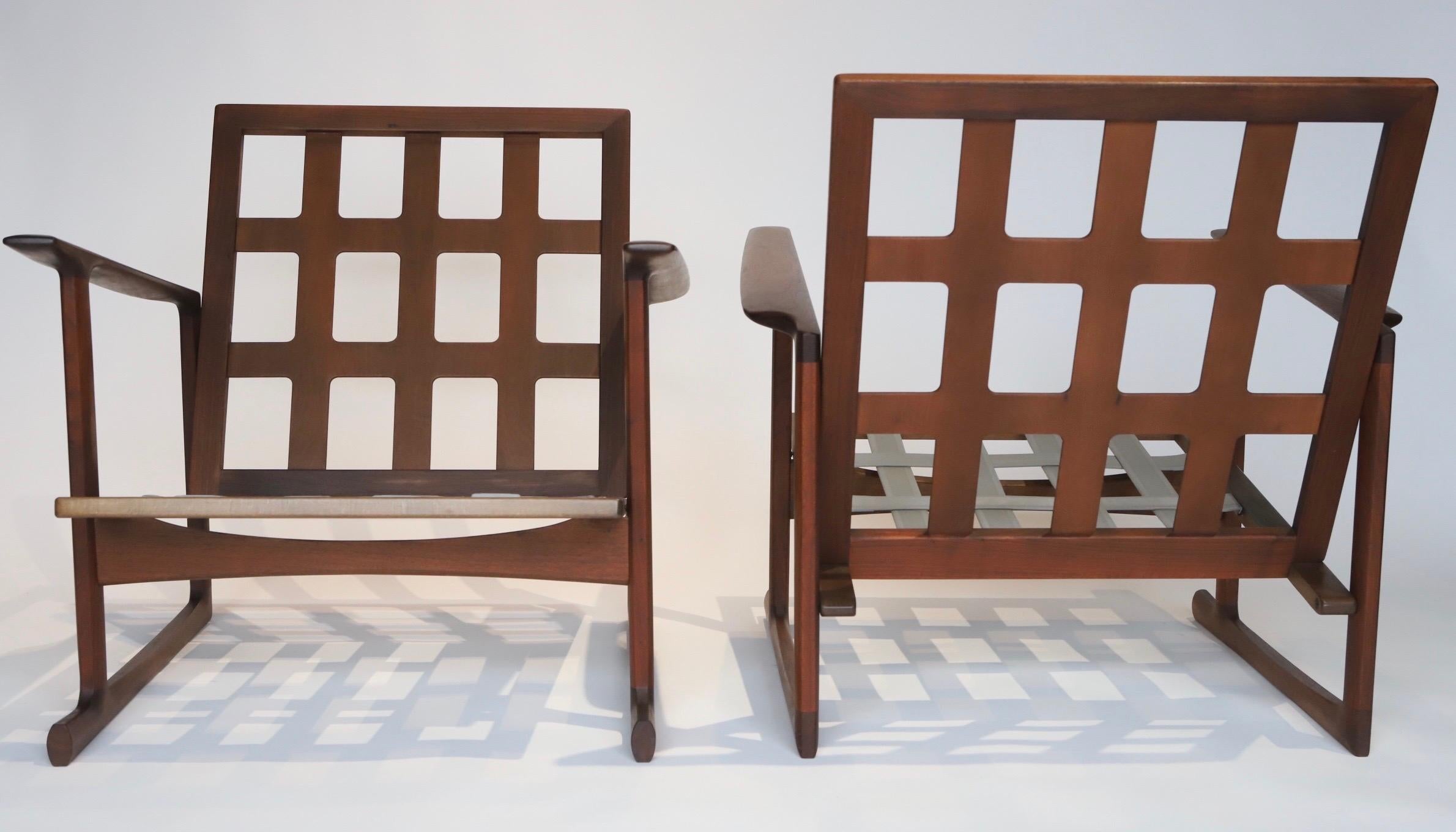 Pair of Lounge Chairs by Ib Kofod-Larsen 8