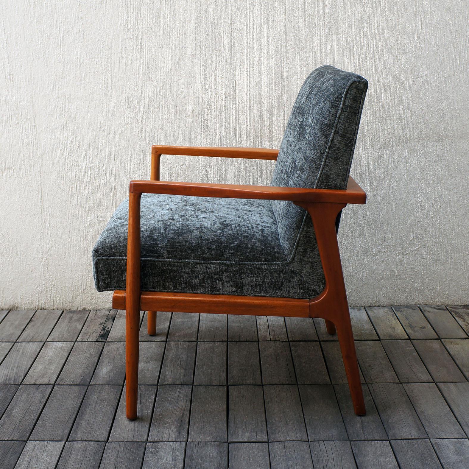 Pair of Lounge Chairs by Irgsa, Mexican Modernism, 1950s In Good Condition In Mérida, Yucatan