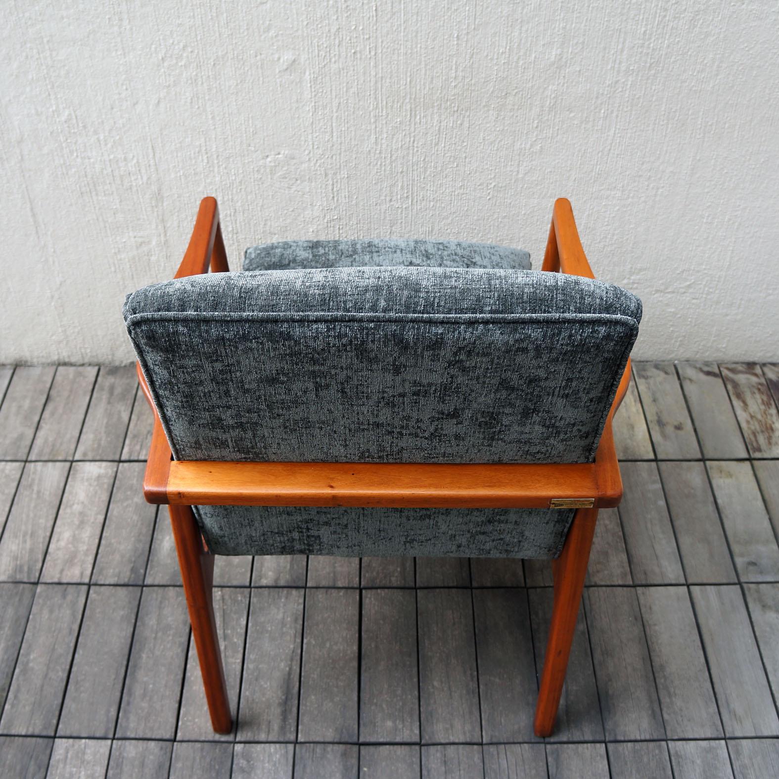 Pair of Lounge Chairs by Irgsa, Mexican Modernism, 1950s 2