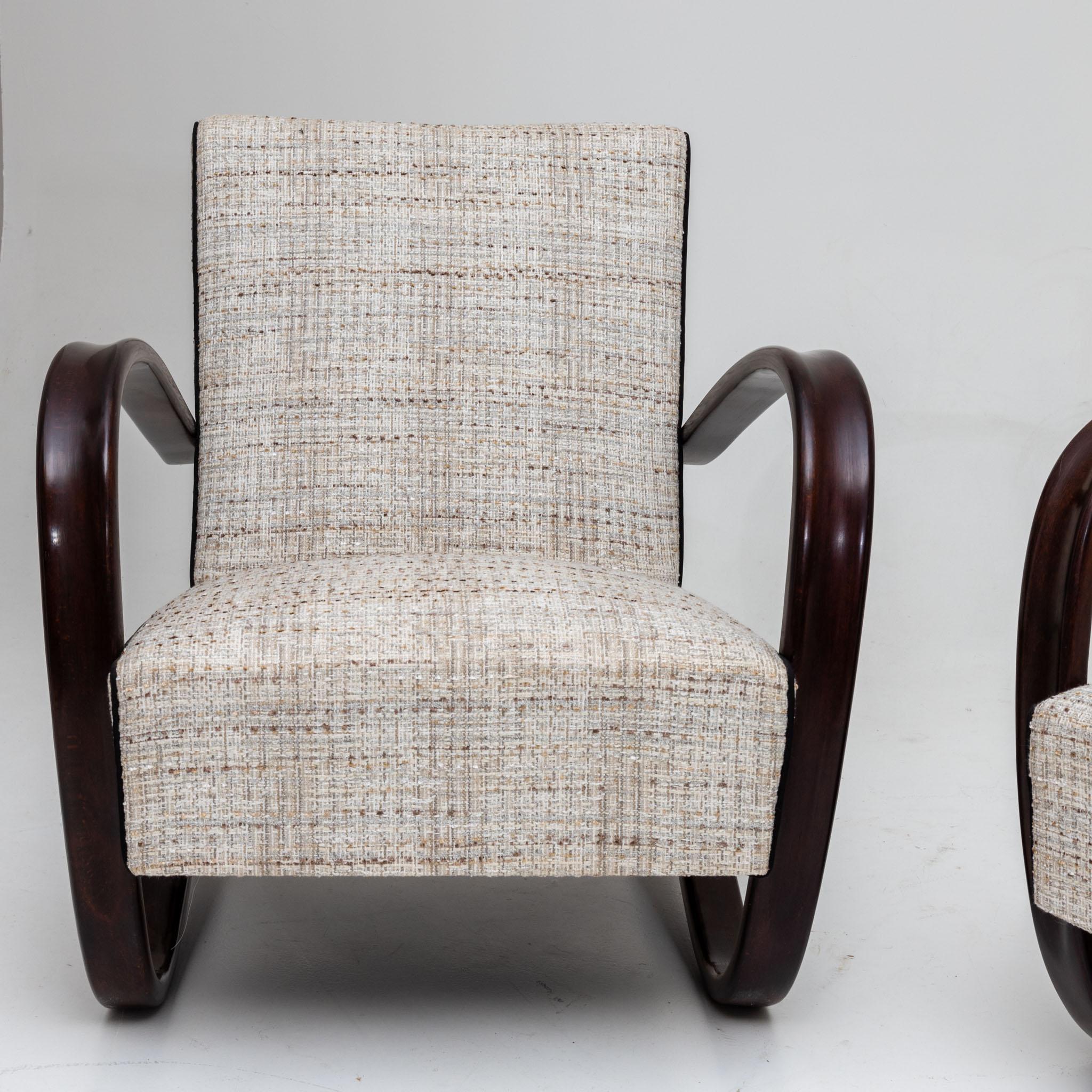 Mid-20th Century Pair of Lounge Chairs by Jindrich Halabala, Czech Republic, 1930s