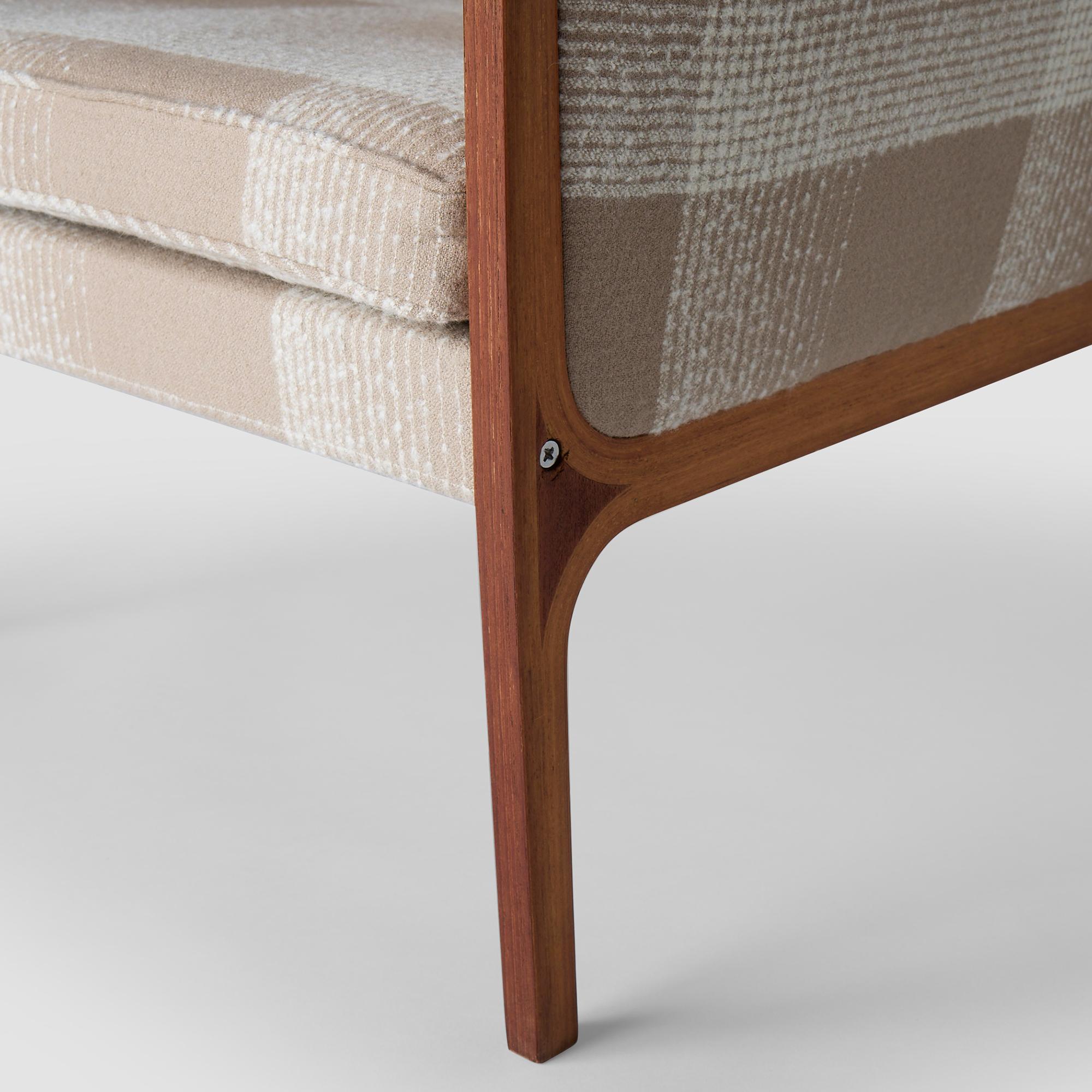 Ein Paar Loungesessel von Junzo Sakakura Architectural Institute im Angebot 5