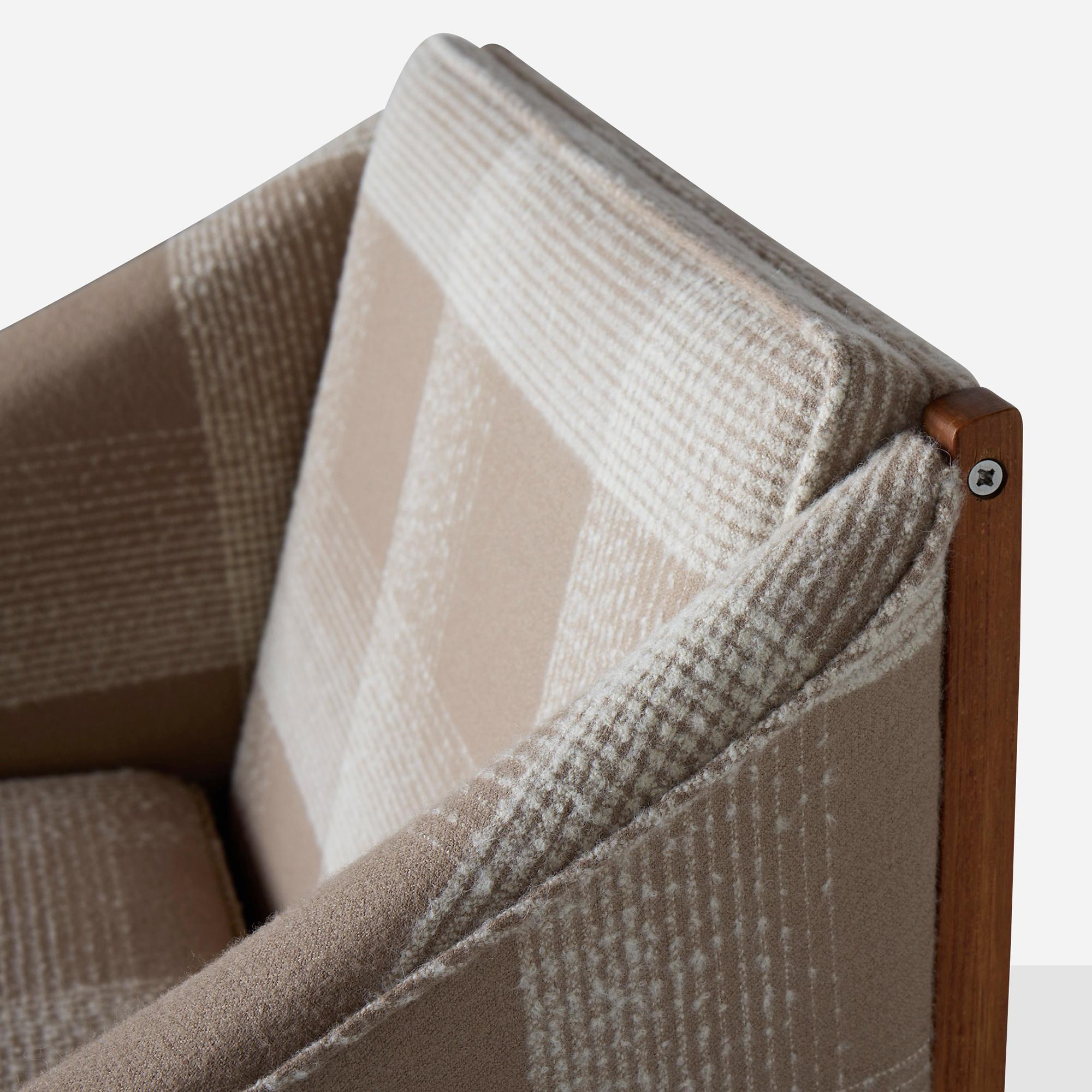 Ein Paar Loungesessel von Junzo Sakakura Architectural Institute im Angebot 2