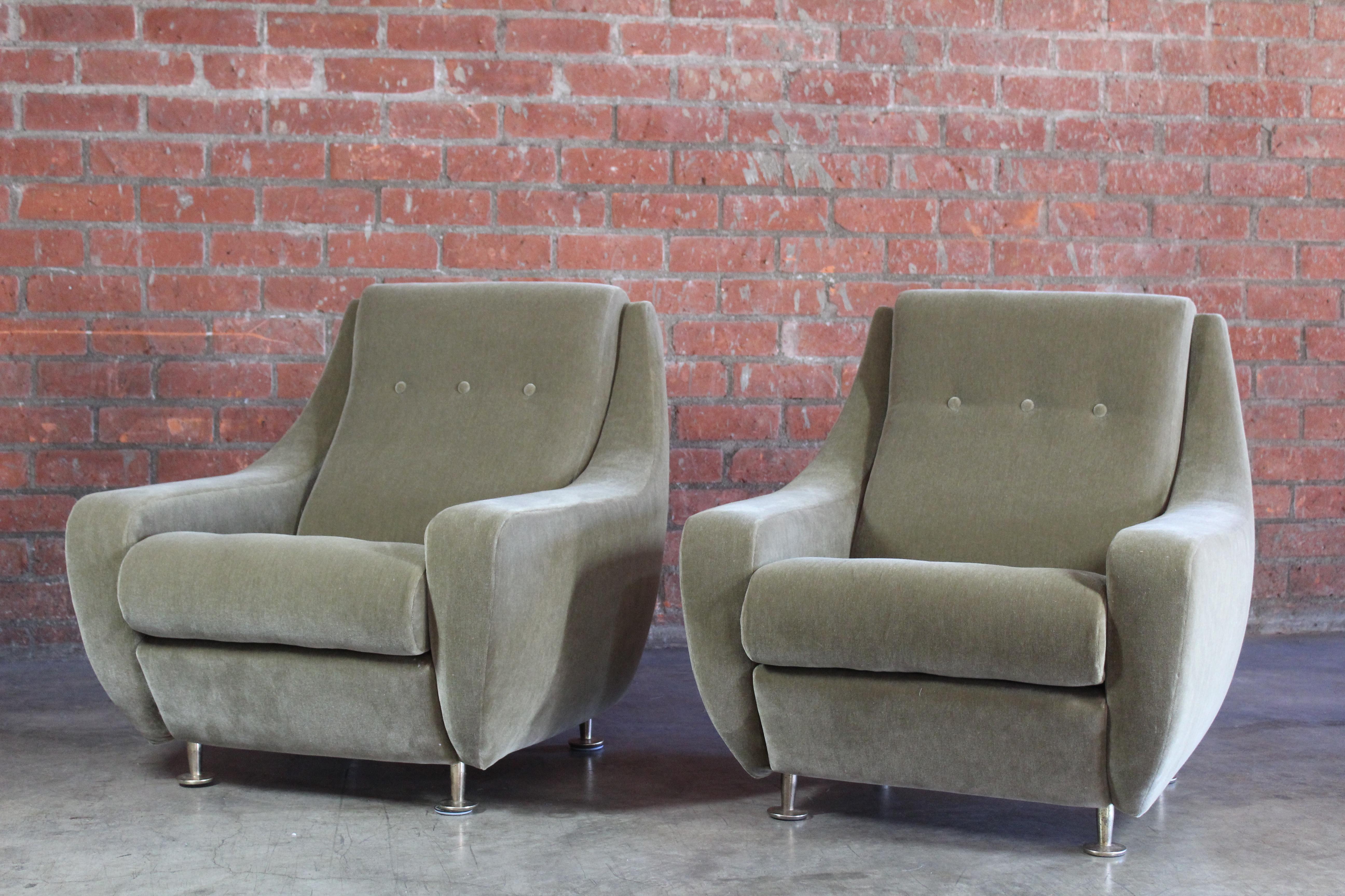 Pair of Lounge Chairs in the Style of Marco Zanuso for Arflex, Italy, 1960s In Good Condition In Los Angeles, CA