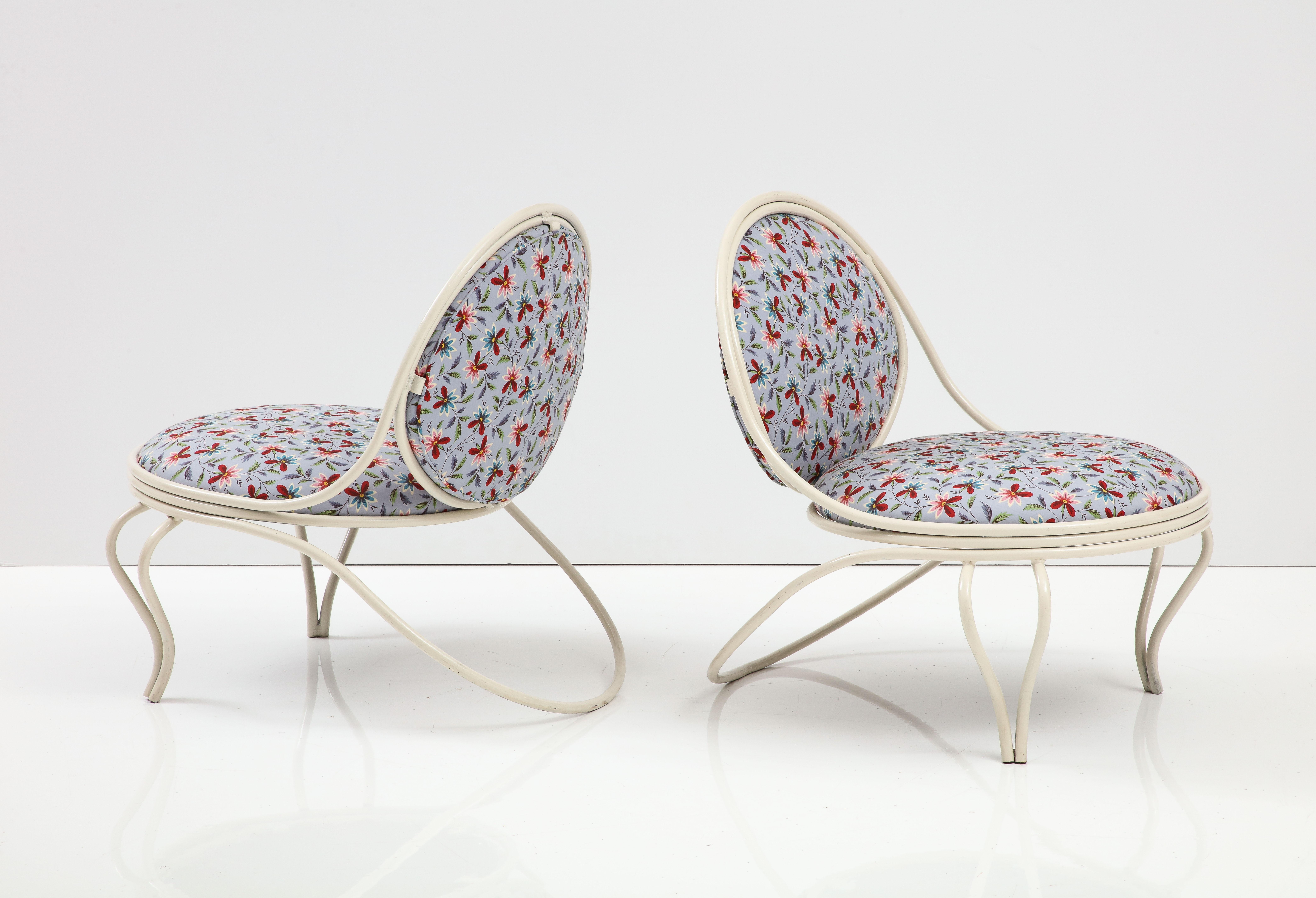 Paar Lounge-Sessel von Mathieu Matégot, Frankreich, Mitte 20. (Französisch) im Angebot