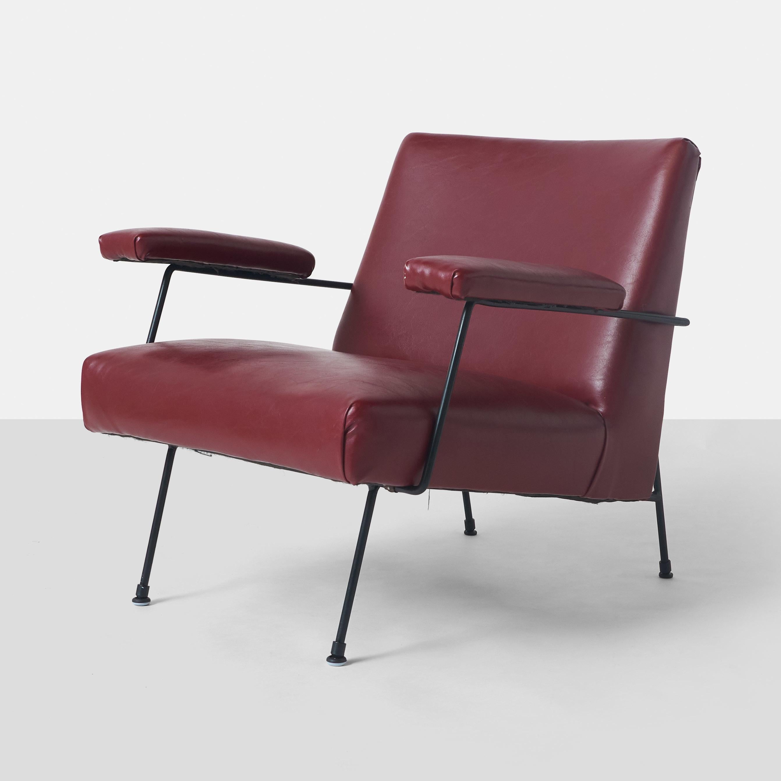 Modern Pair of Lounge Chairs by Milo Baughman for Pacific Iron For Sale