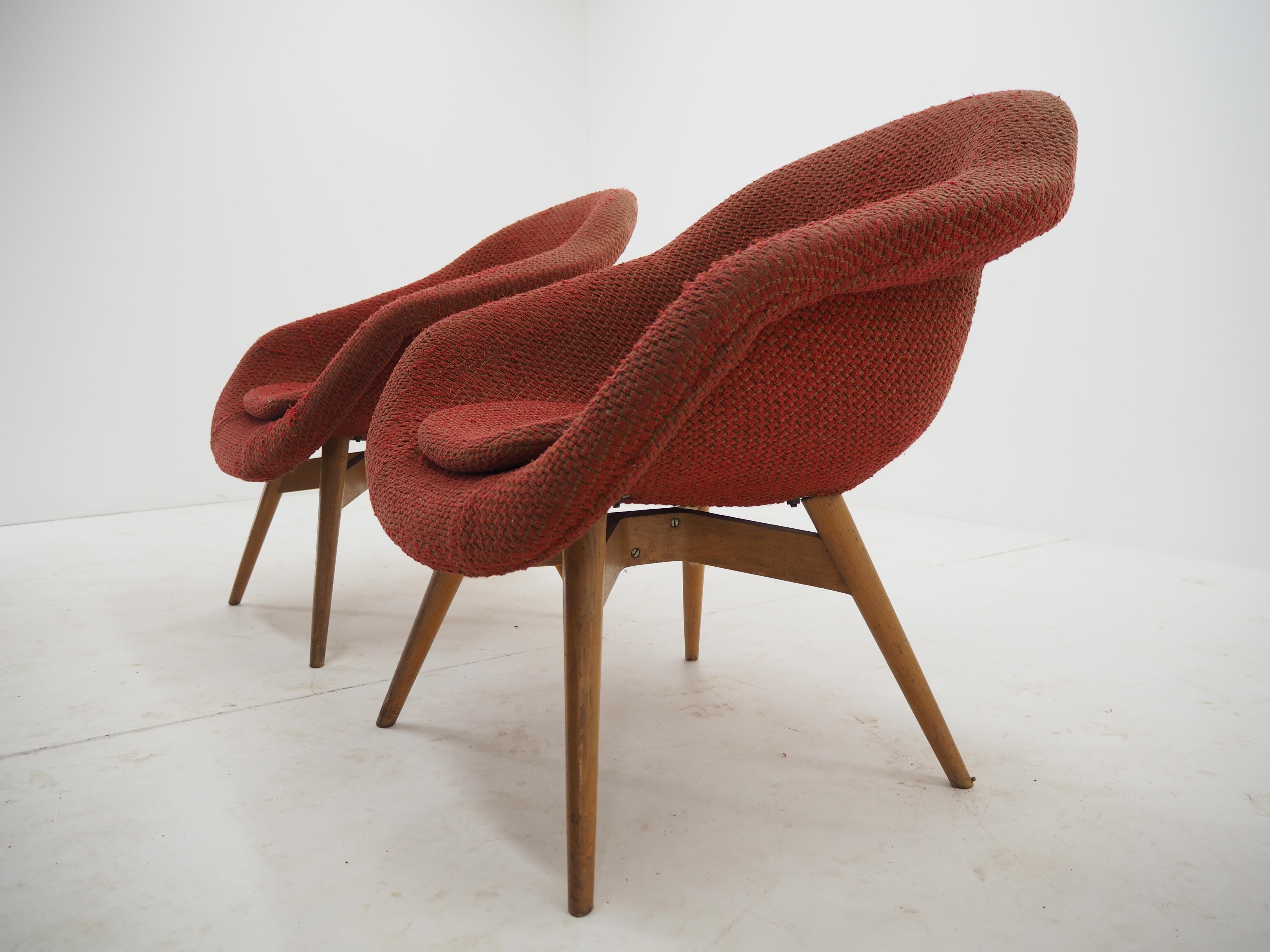 Pair of Lounge Chairs by Miroslav Navratil, 1960s In Fair Condition In Praha, CZ