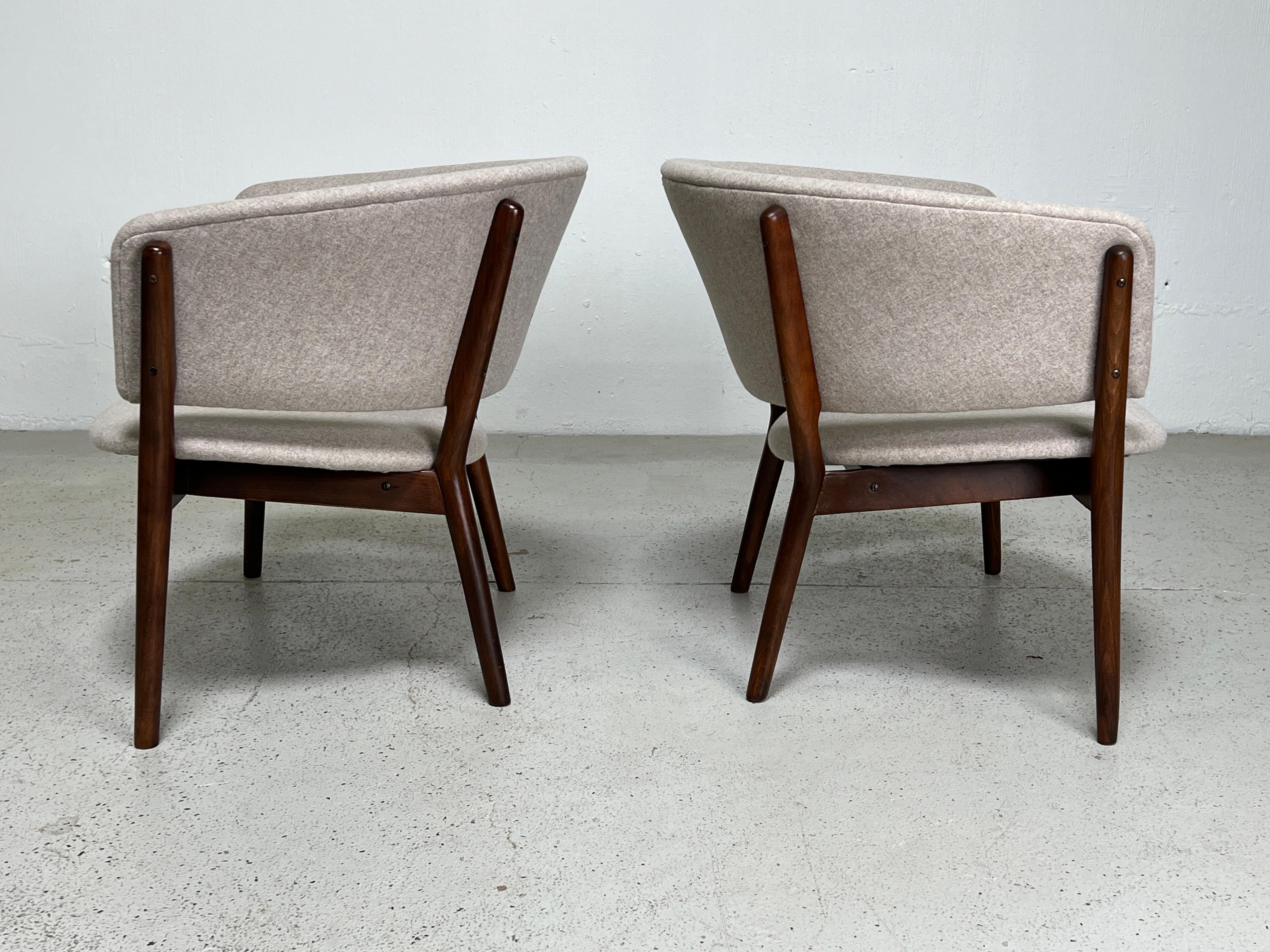 Pair of Lounge Chairs by Nanna Ditzel For Sale 6