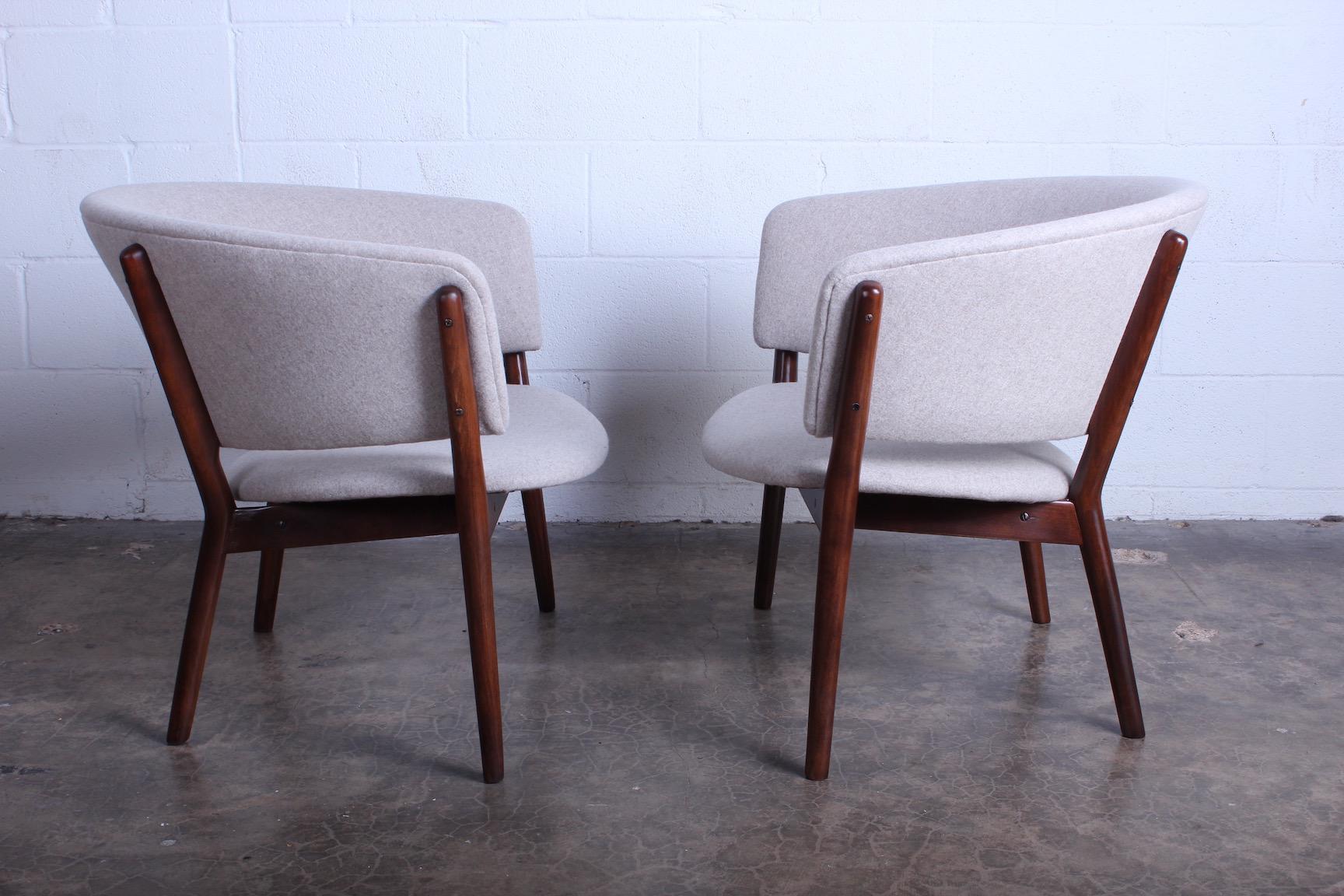 Pair of Lounge Chairs by Nanna Ditzel 8