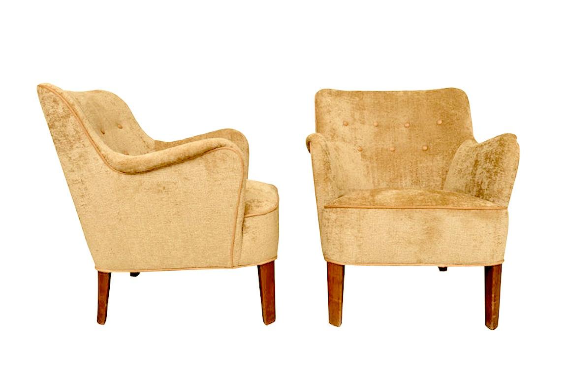 20th Century Pair of Lounge Chairs by Orla Molgaard Nielsen