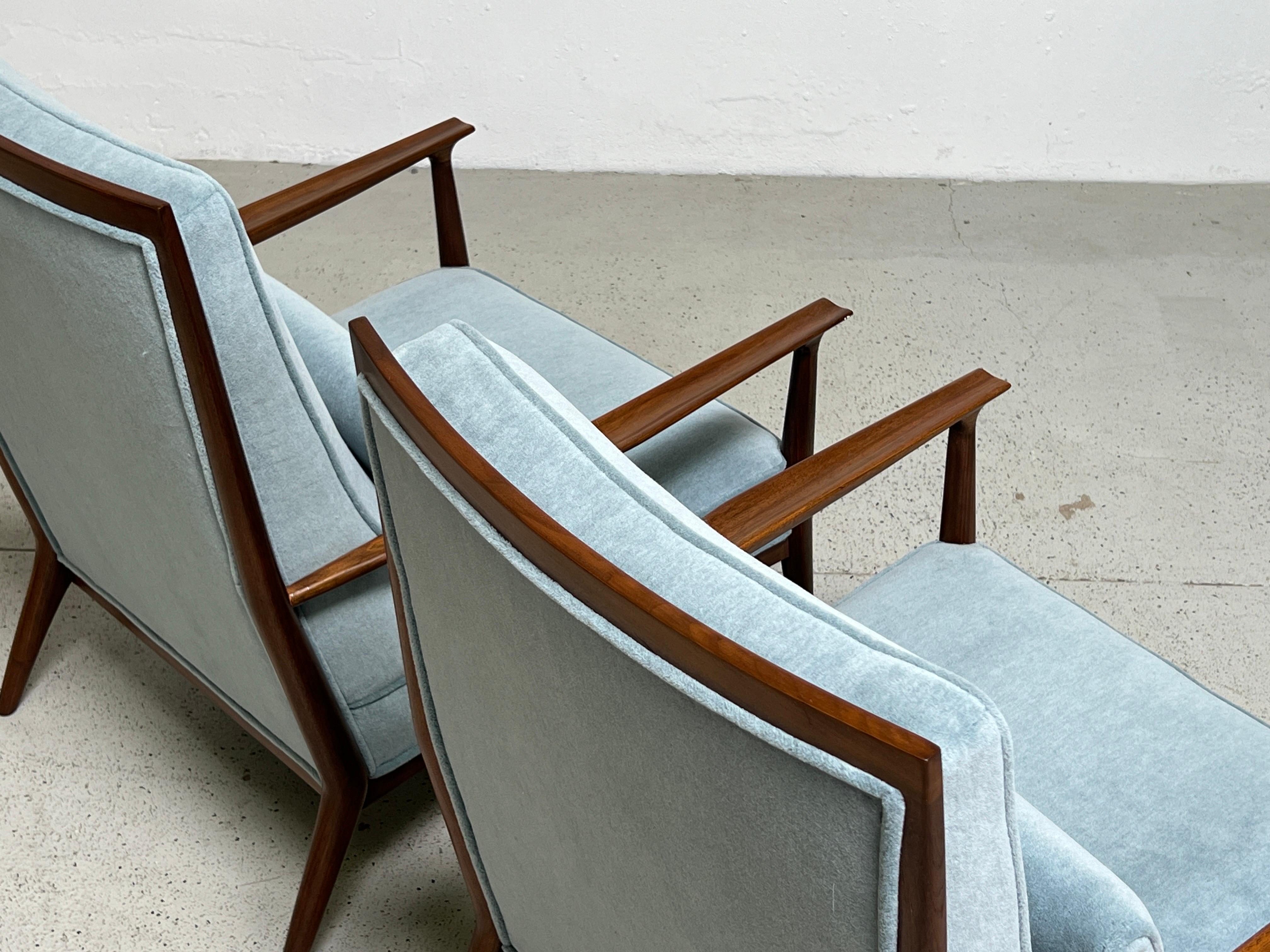 Pair of Lounge Chairs by Paul McCobb  9