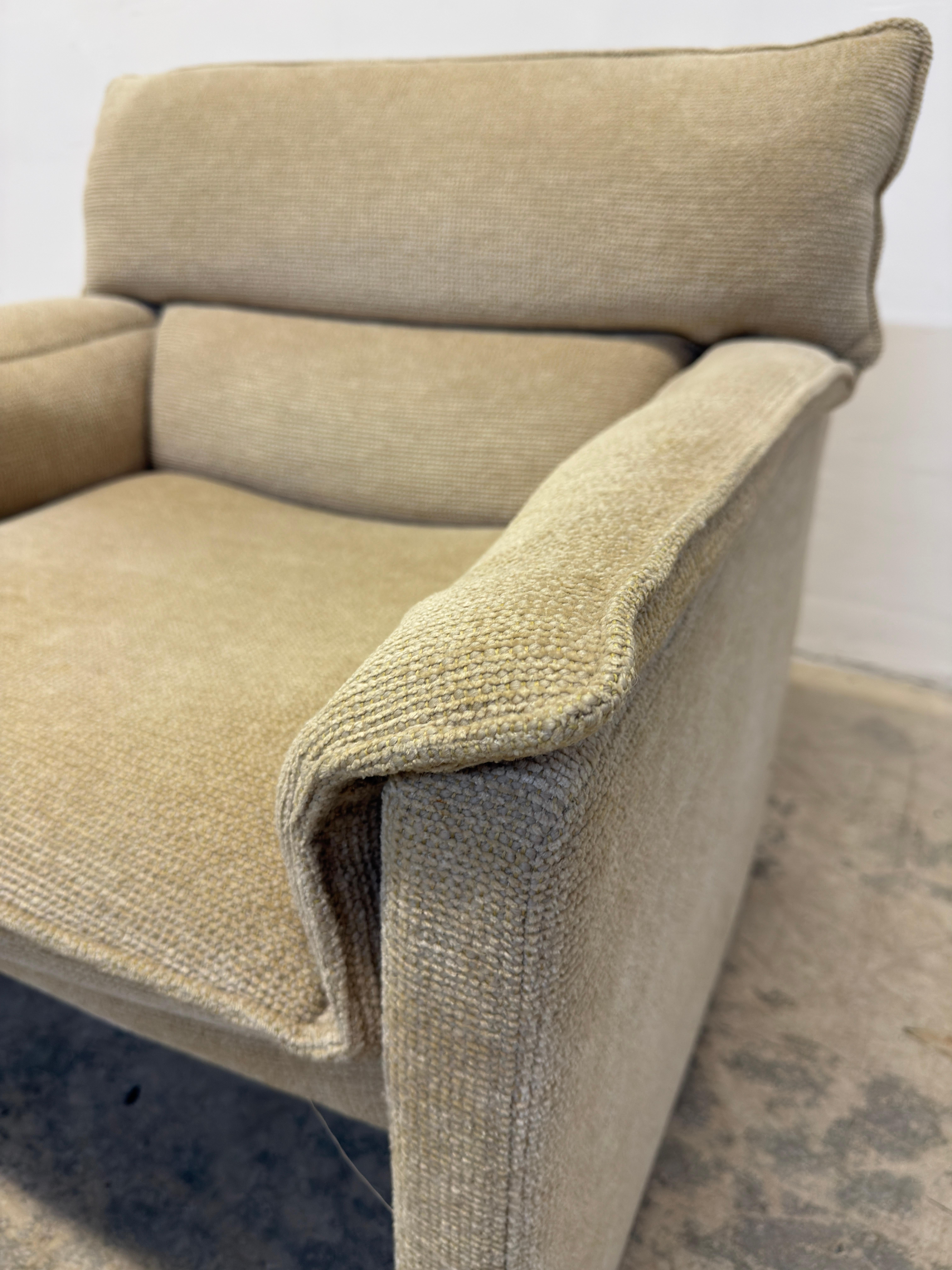 Paire de chaises longues par Preview Furniture d'après Vladimir Kagan en vente 7