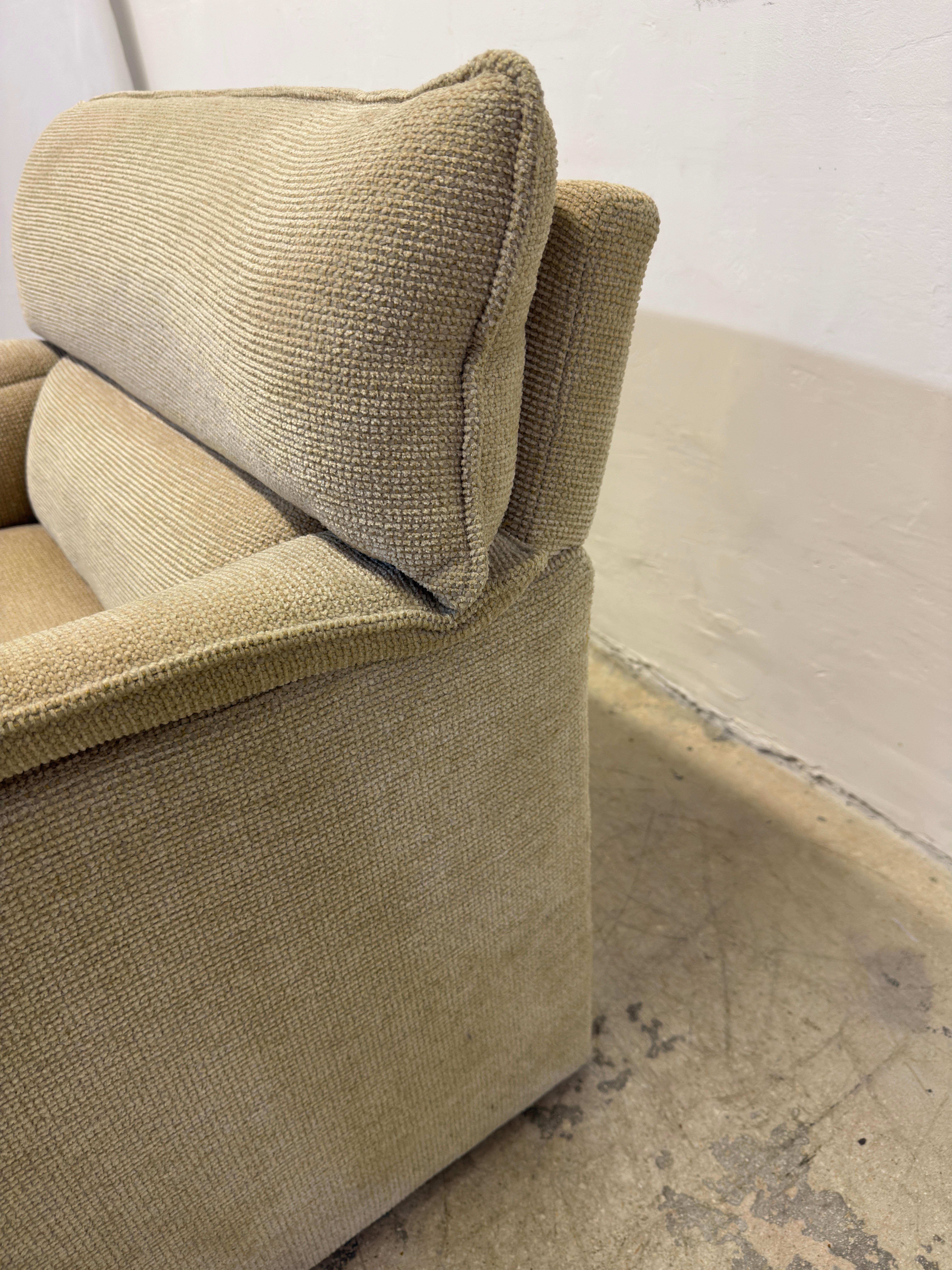 Paire de chaises longues par Preview Furniture d'après Vladimir Kagan en vente 10