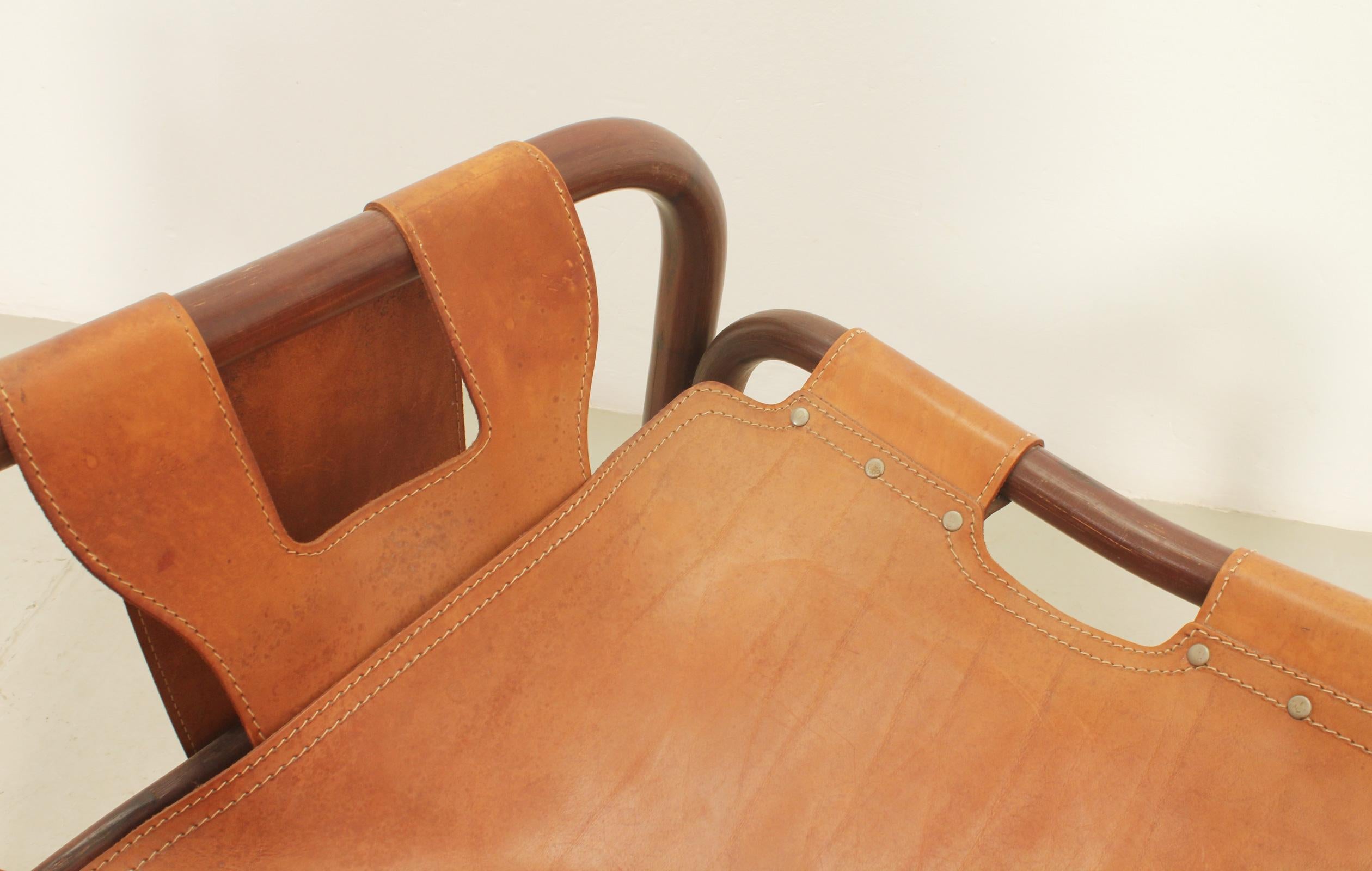 Paar Loungesessel von Tito Agnoli für Bonacina, Italien, 1960er Jahre im Angebot 3