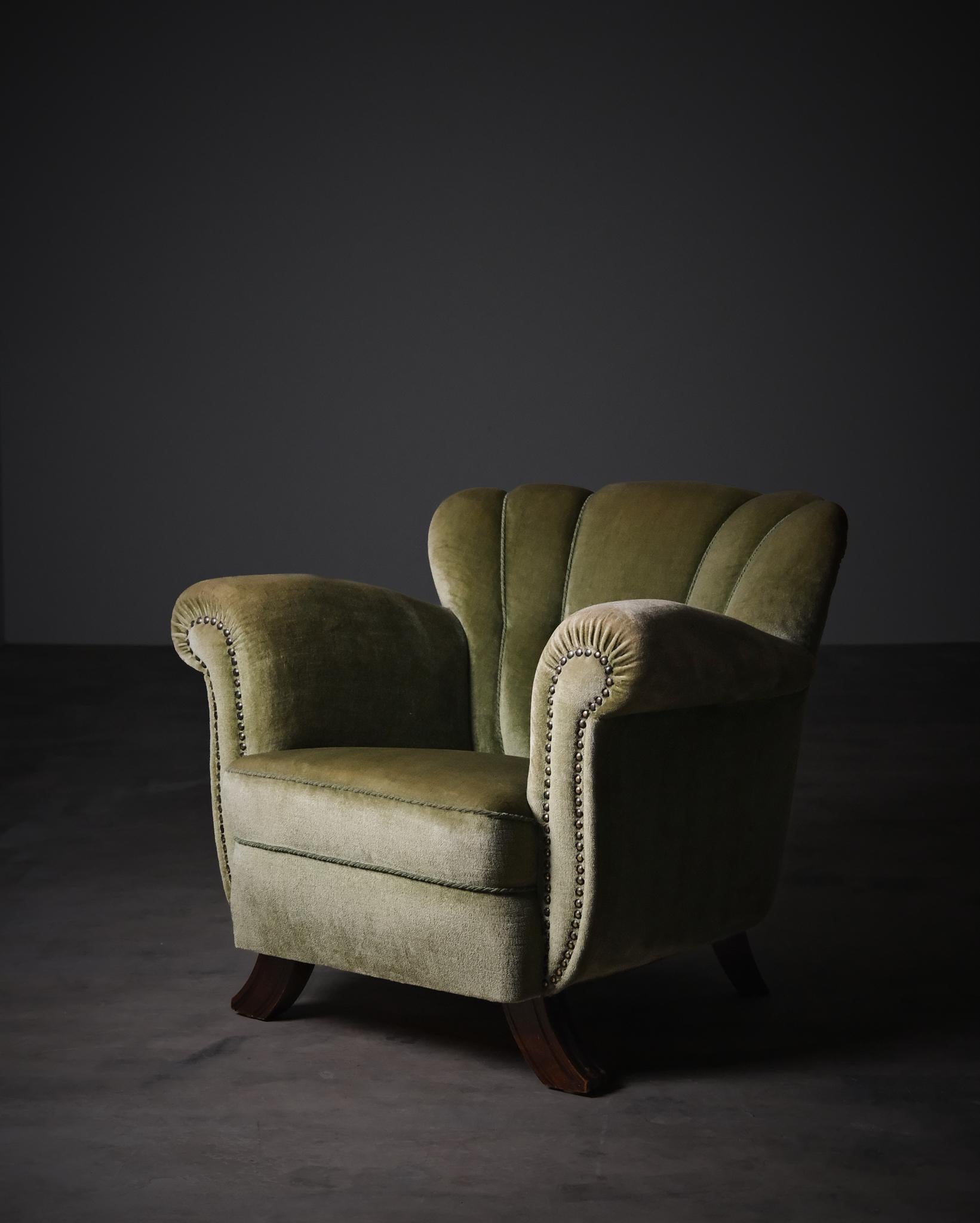 Suédois Paire de chaises longues d'un designer inconnu, Suède, années 1940 en vente