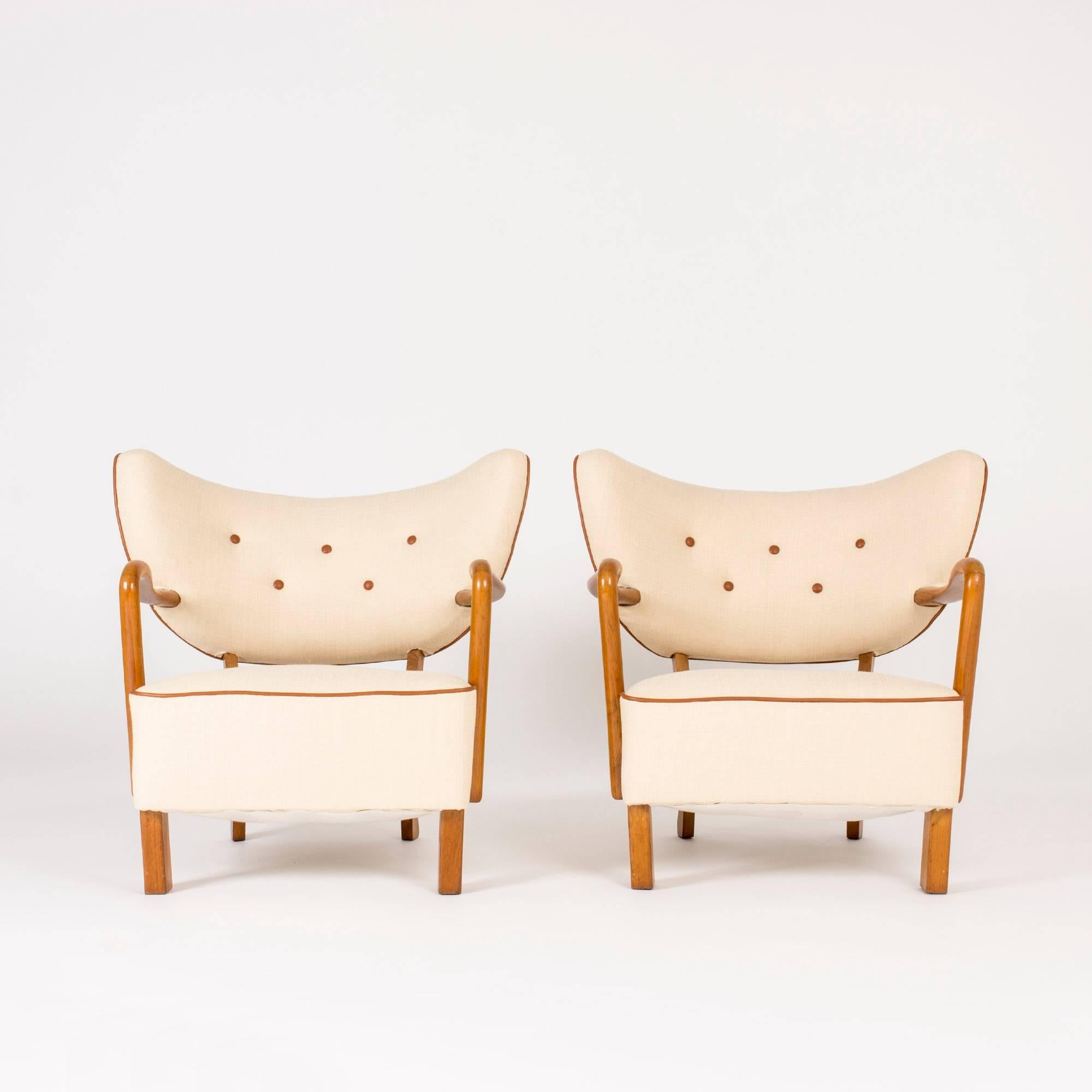 Scandinavian Modern Pair of Lounge Chairs by Viggo Boesen
