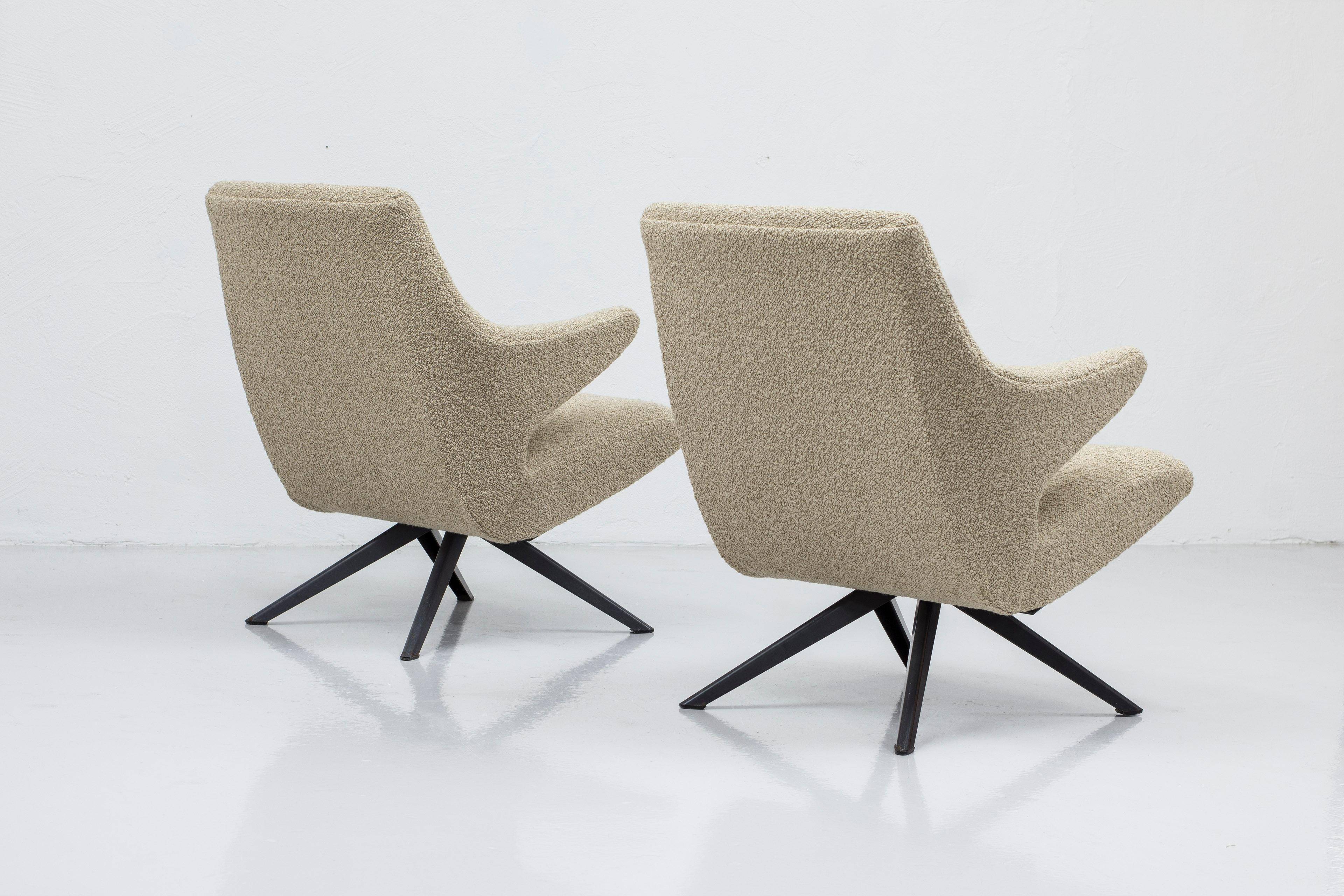 Cut Steel Pair of lounge chairs designed by Bengt Ruda by Nordiska Kompaniet, 1950 For Sale