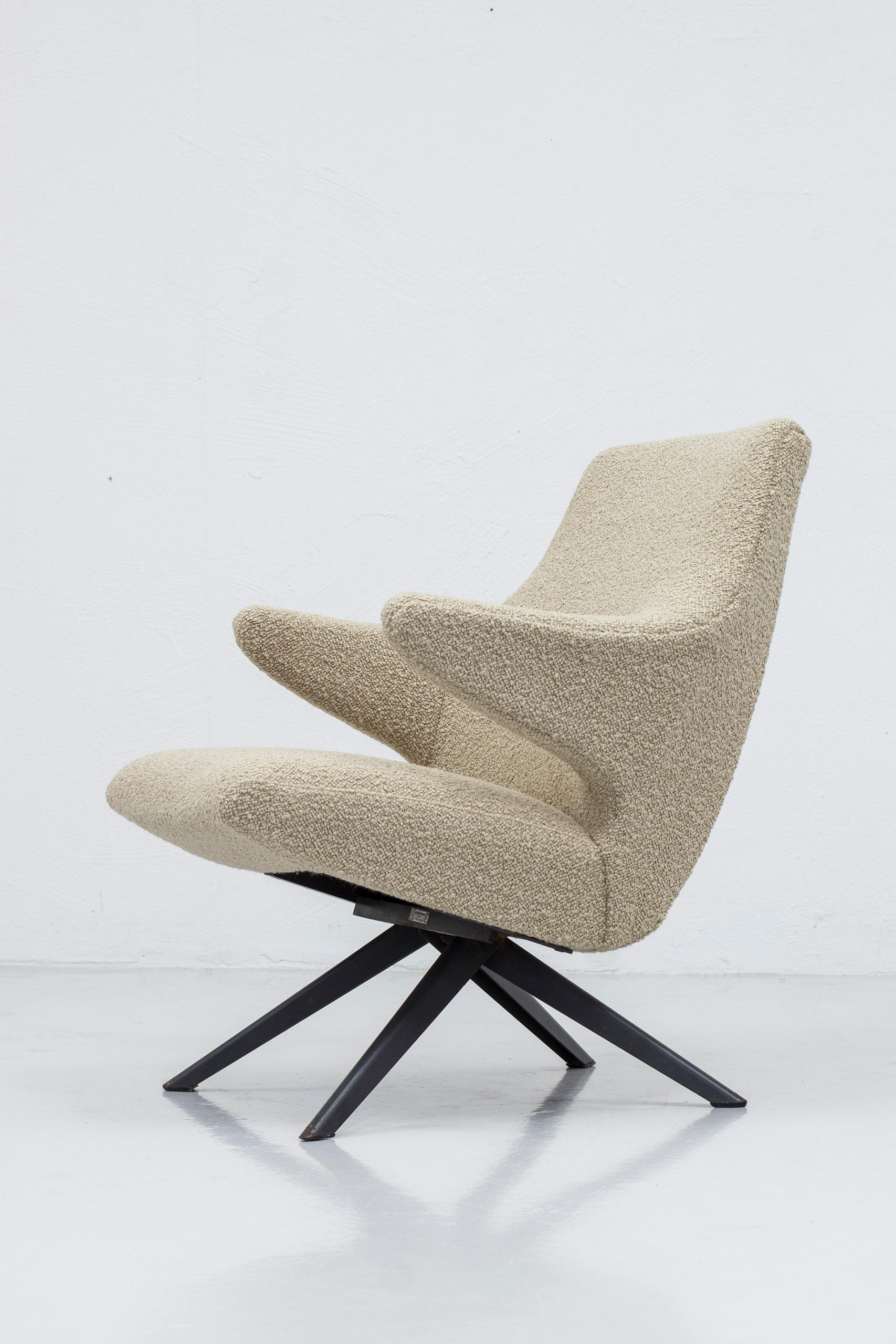Pair of lounge chairs designed by Bengt Ruda by Nordiska Kompaniet, 1950 For Sale 2