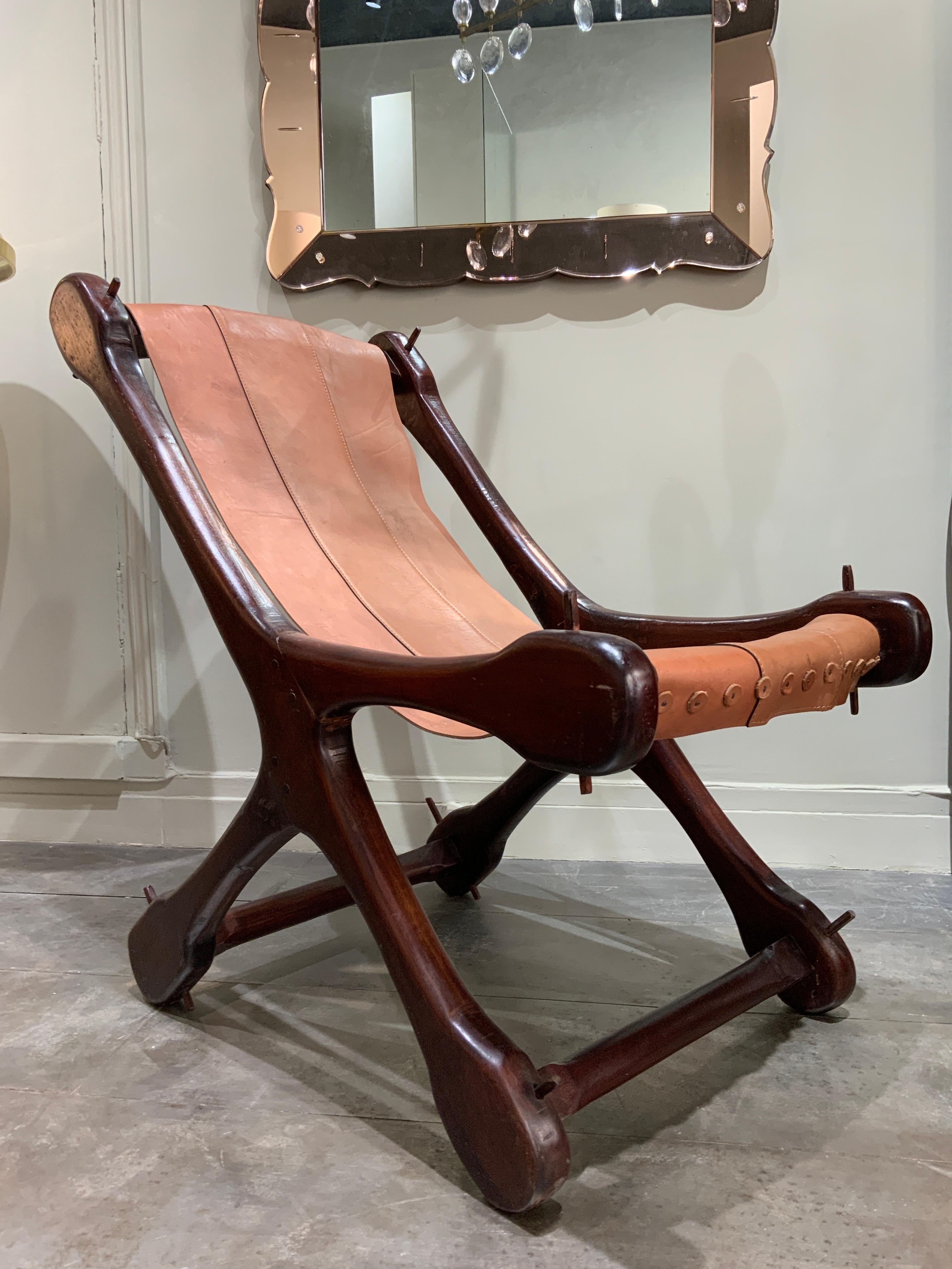 Mid-Century Modern Pair of Lounge Chairs Don S Shoemaker, circa 1970  For Sale