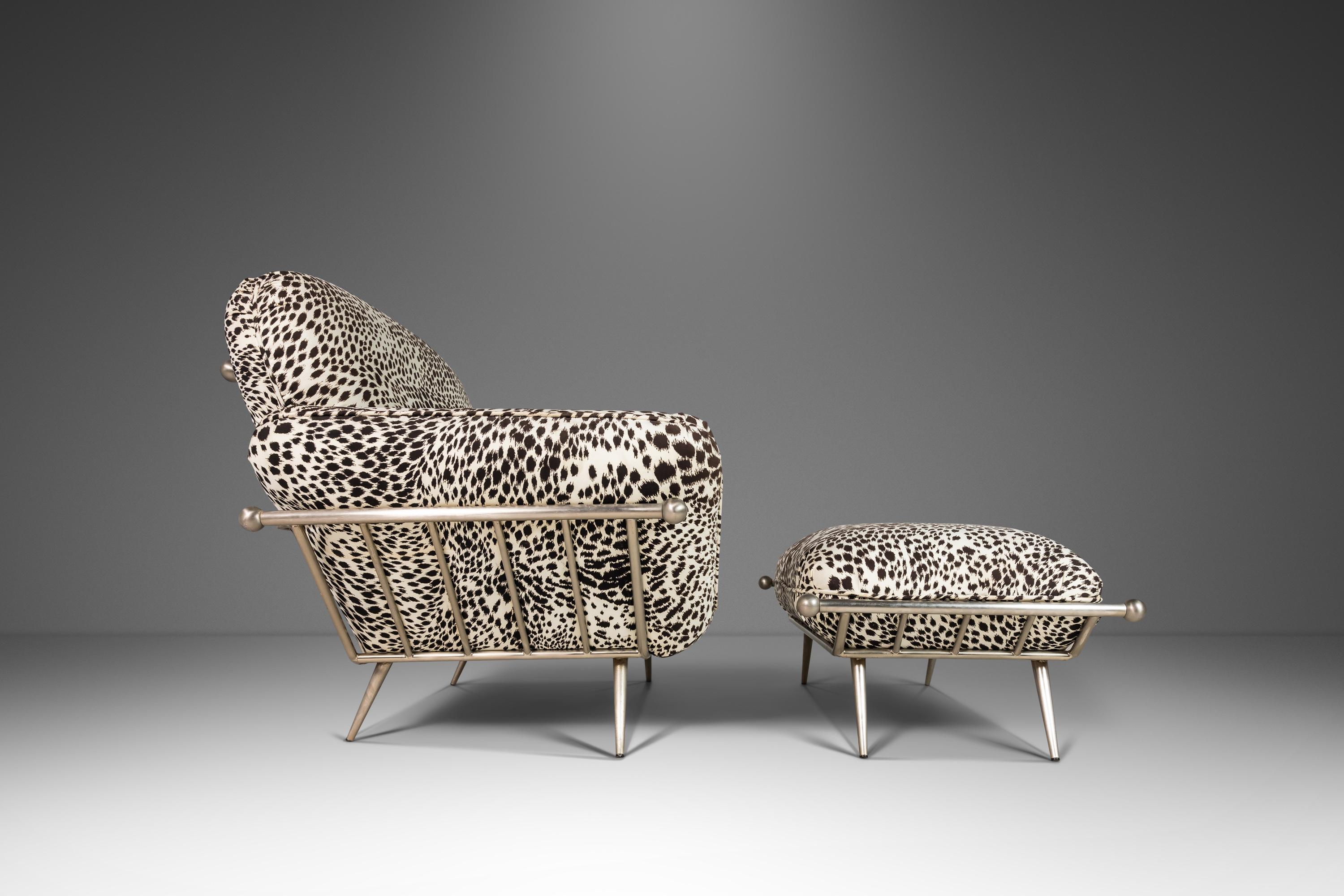 Metal Pair of Lounge Chairs for Carson's Attributed to Milo Baughman, USA, C. 1980s For Sale
