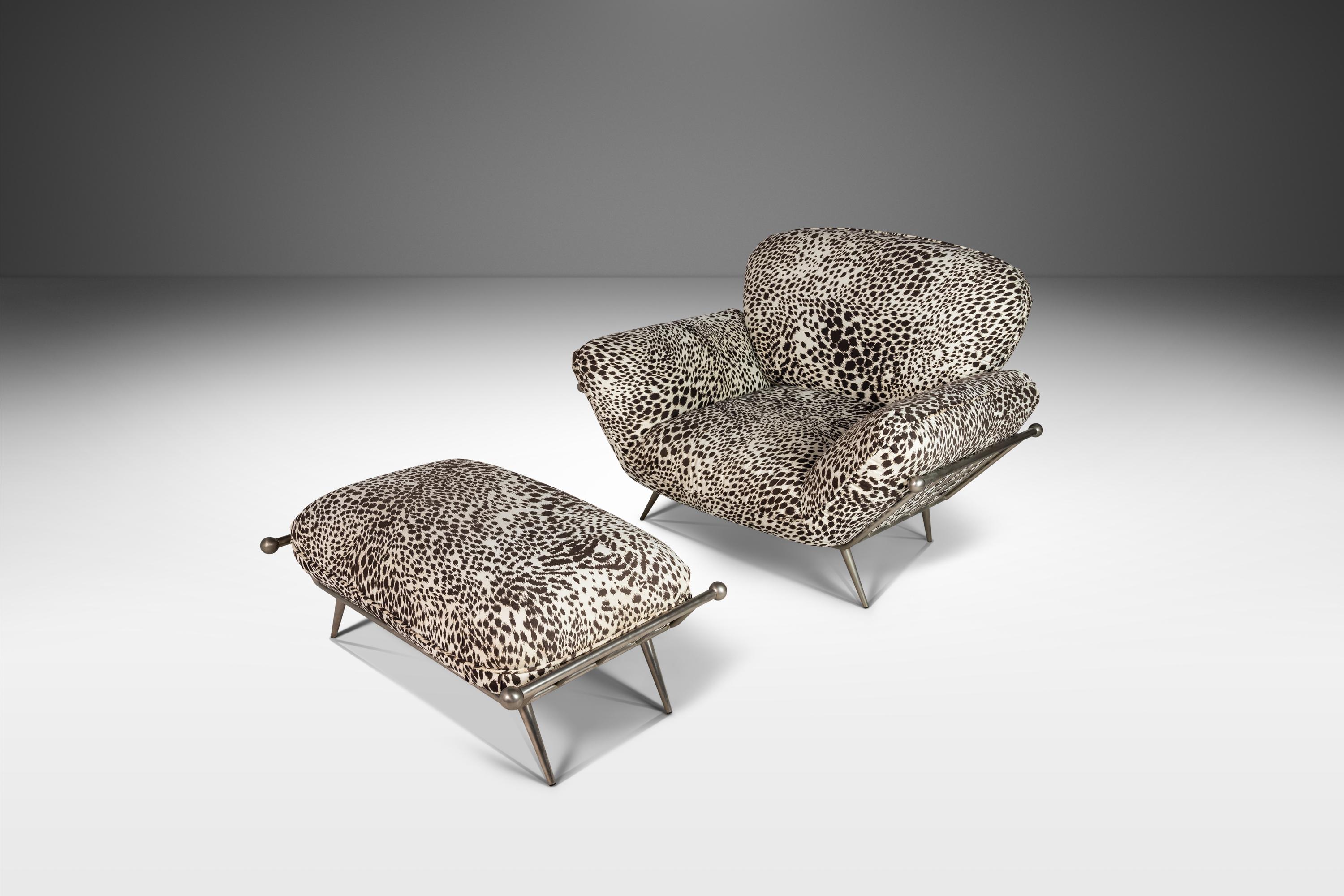 Pair of Lounge Chairs for Carson's Attributed to Milo Baughman, USA, C. 1980s For Sale 2