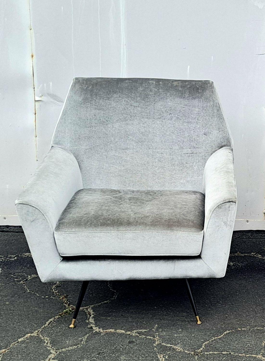 Mid-Century Modern Paire de fauteuils de salon  en vente