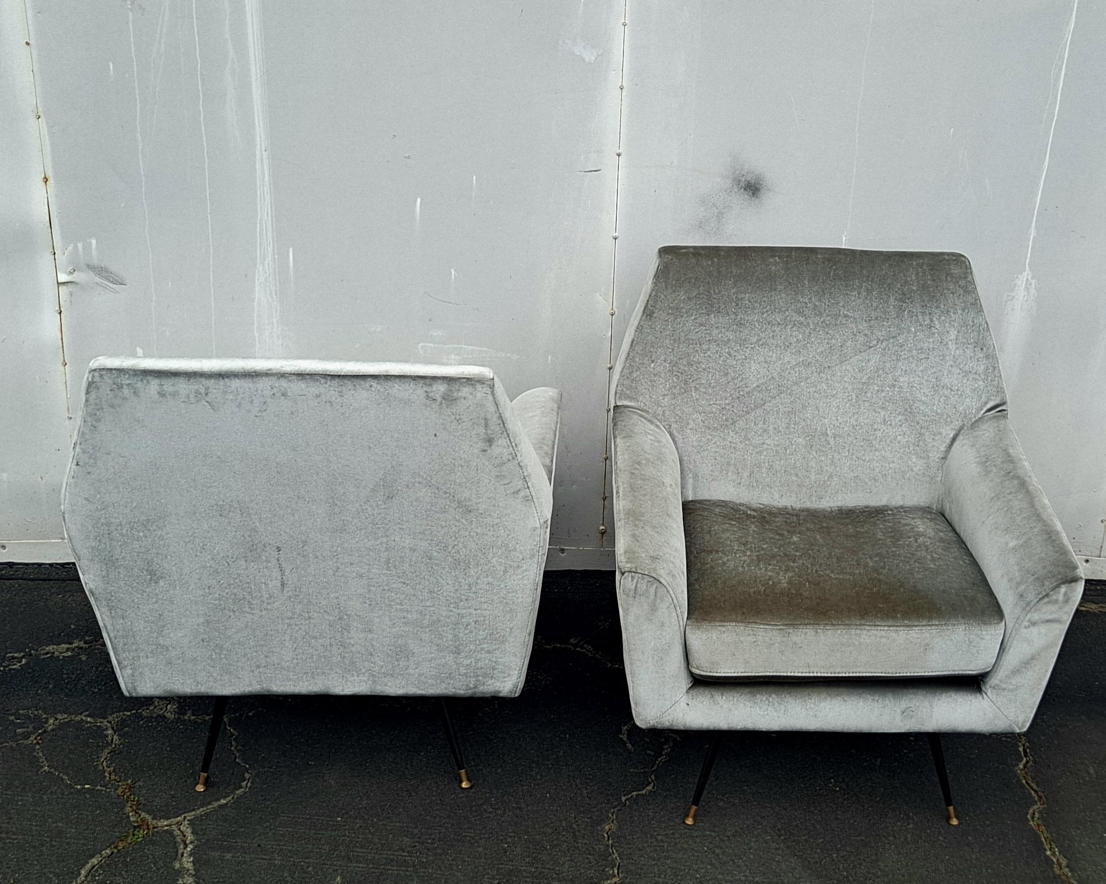 Pair of Lounge Chairs  In Good Condition For Sale In Los Angeles, CA