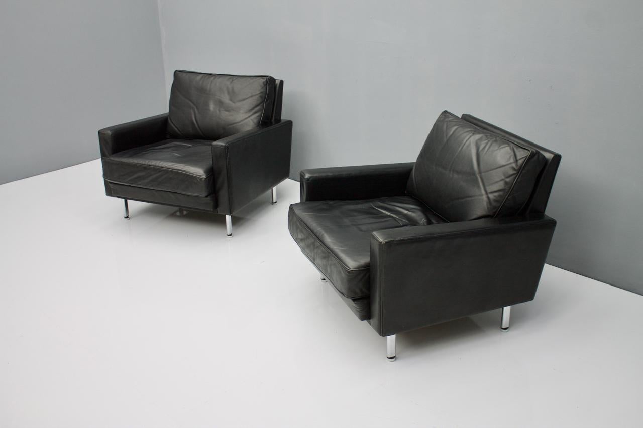 Mid-20th Century Pair of George Nelson 'Loose Cushion' Lounge Chairs in Black Leather