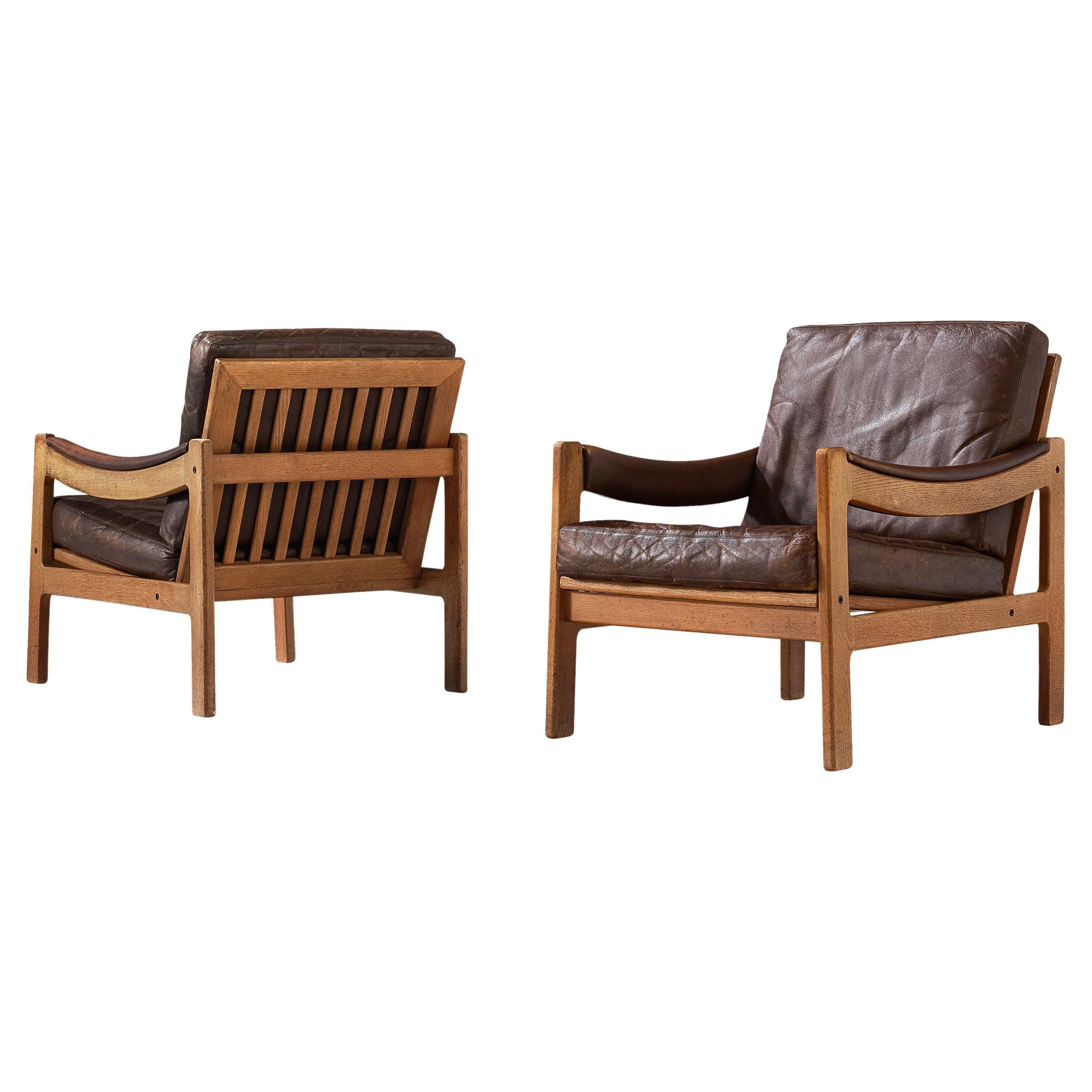 Pair of Lounge Chairs in Brown Leather and Oak Frame