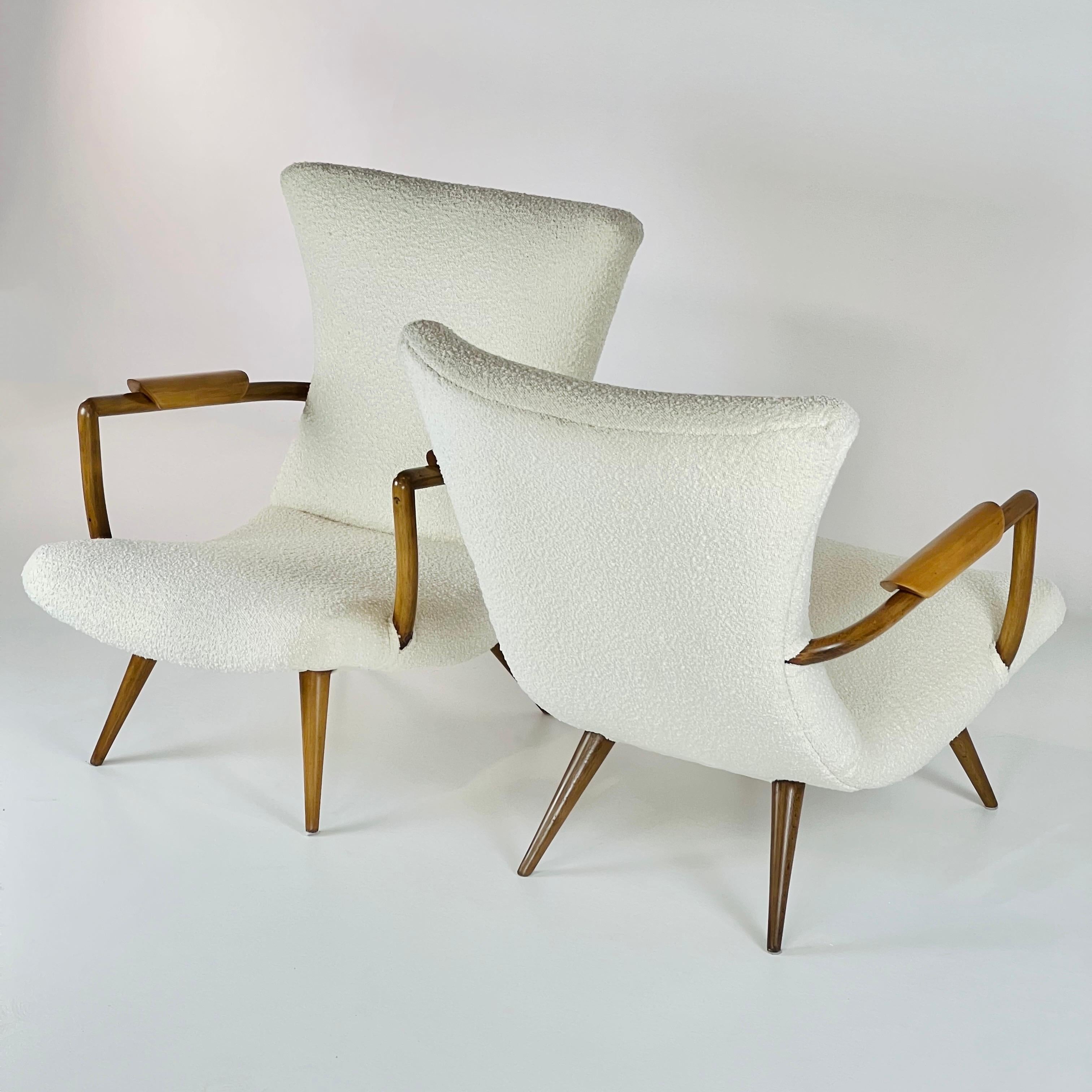 Brazilian Pair of Lounge Chairs in Caviúna Wood Brazil 1950s Designer Giuseppe Scapinelli