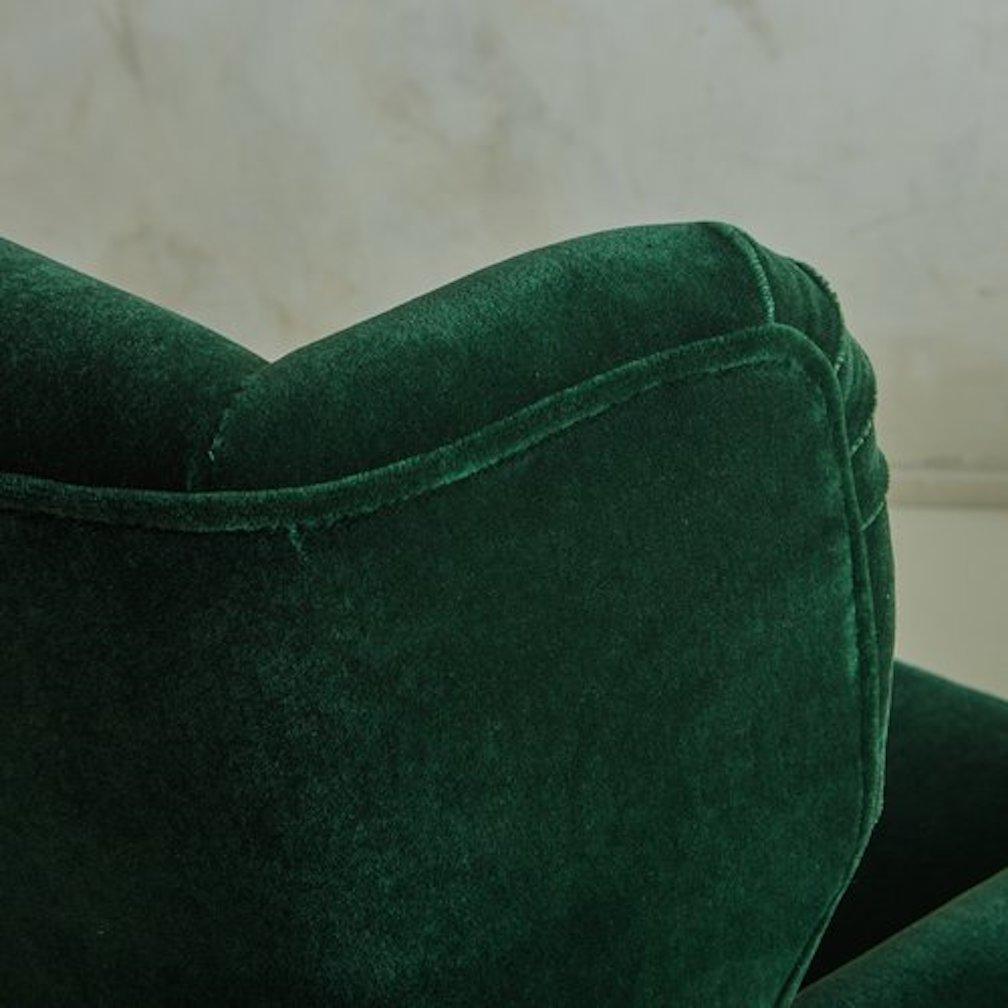 Pair of Lounge Chairs in Emerald Velvet in the Style of Paolo Buffa, Italy 1960s 1