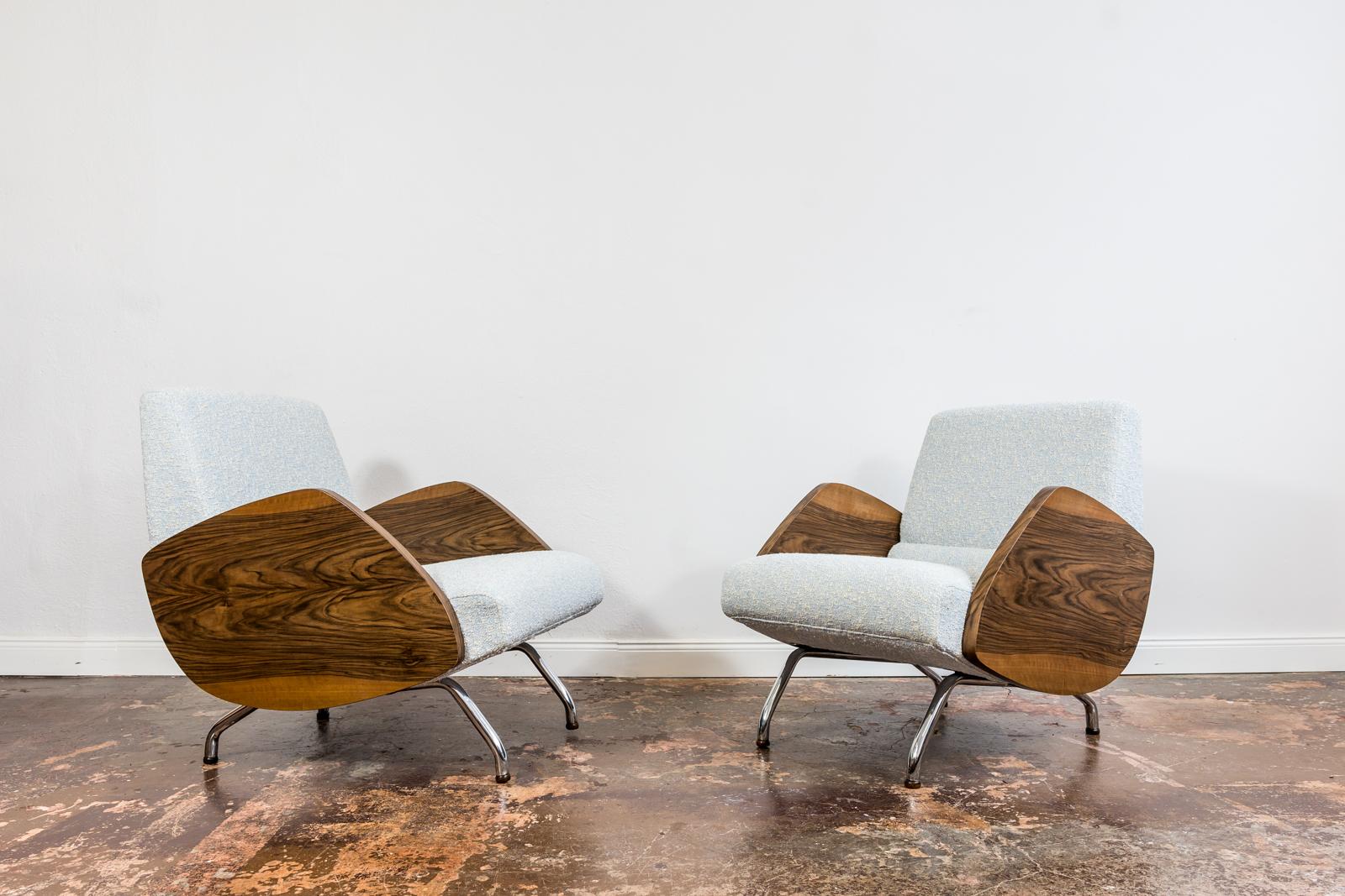 Mid-Century Modern Pair of lounge chairs in Kvadrat/Sahco Boucle 