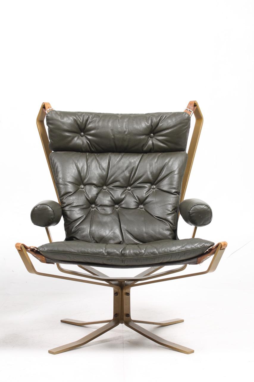 Danish Pair of Lounge Chairs in Leather