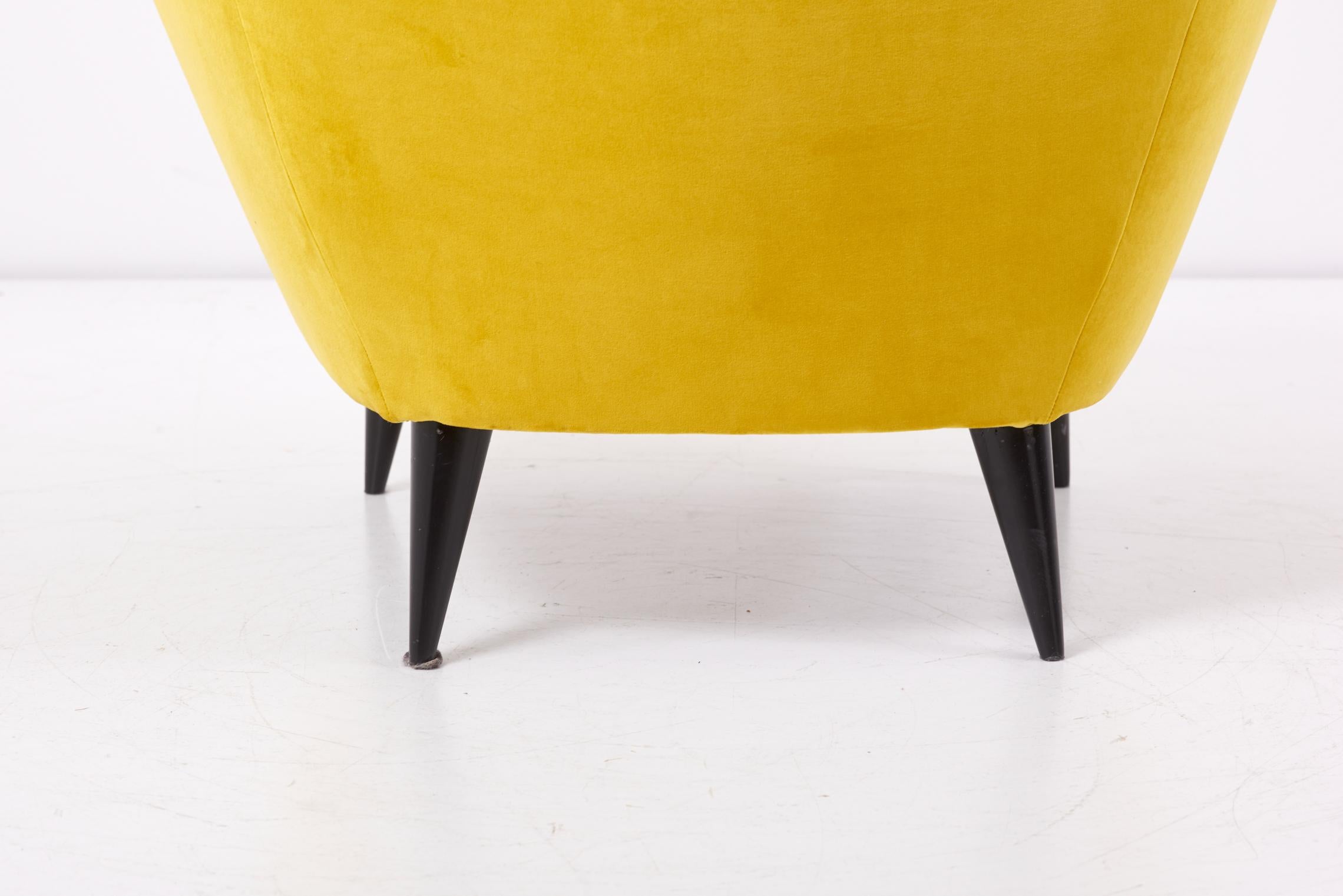 Pair of Yellow Lounge Chairs in New Cotton Velvet, Italy, 1950s For Sale 3
