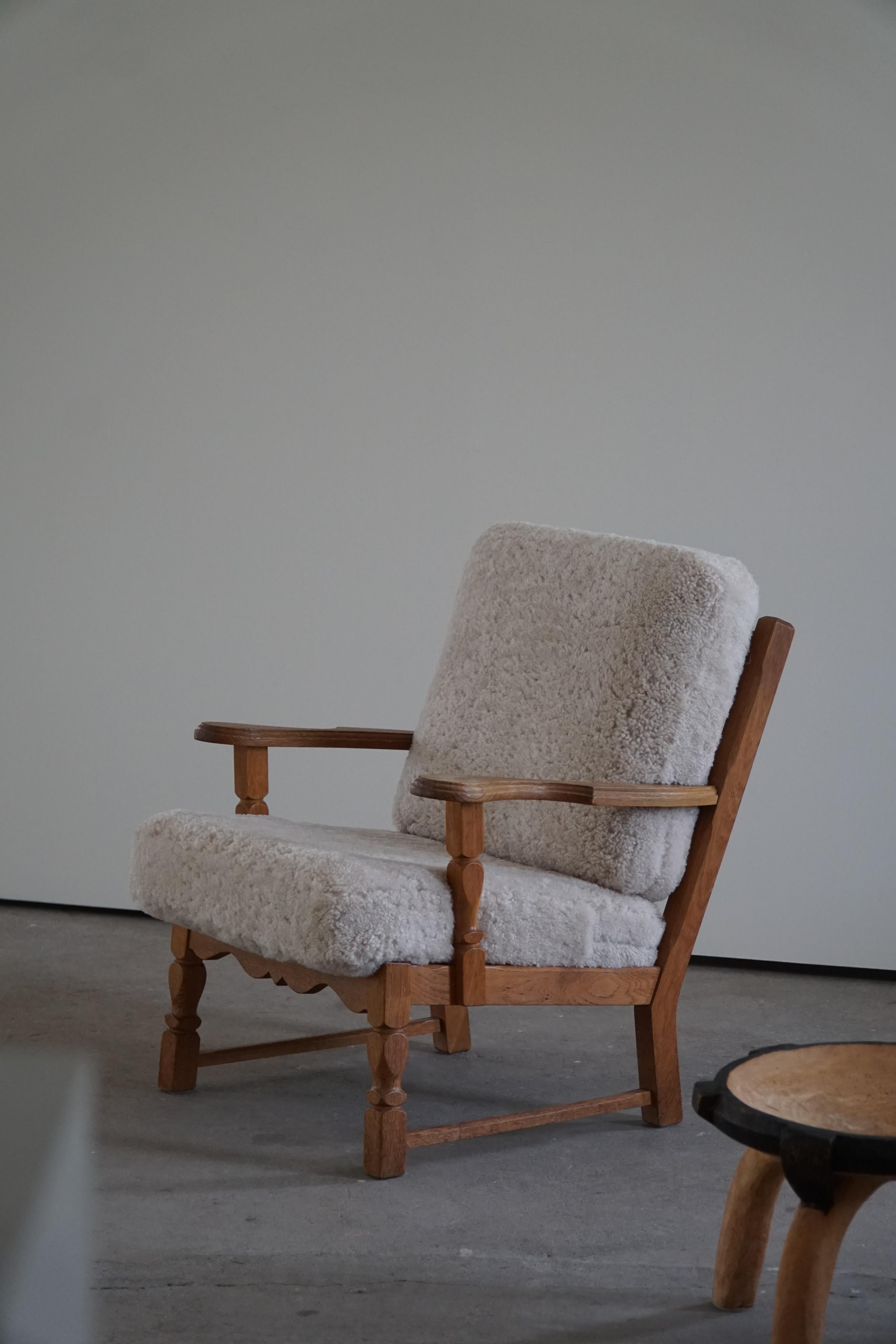Pair of Lounge Chairs in Oak and Lambswool, Henning Kjærnulf Style, 1960s 9