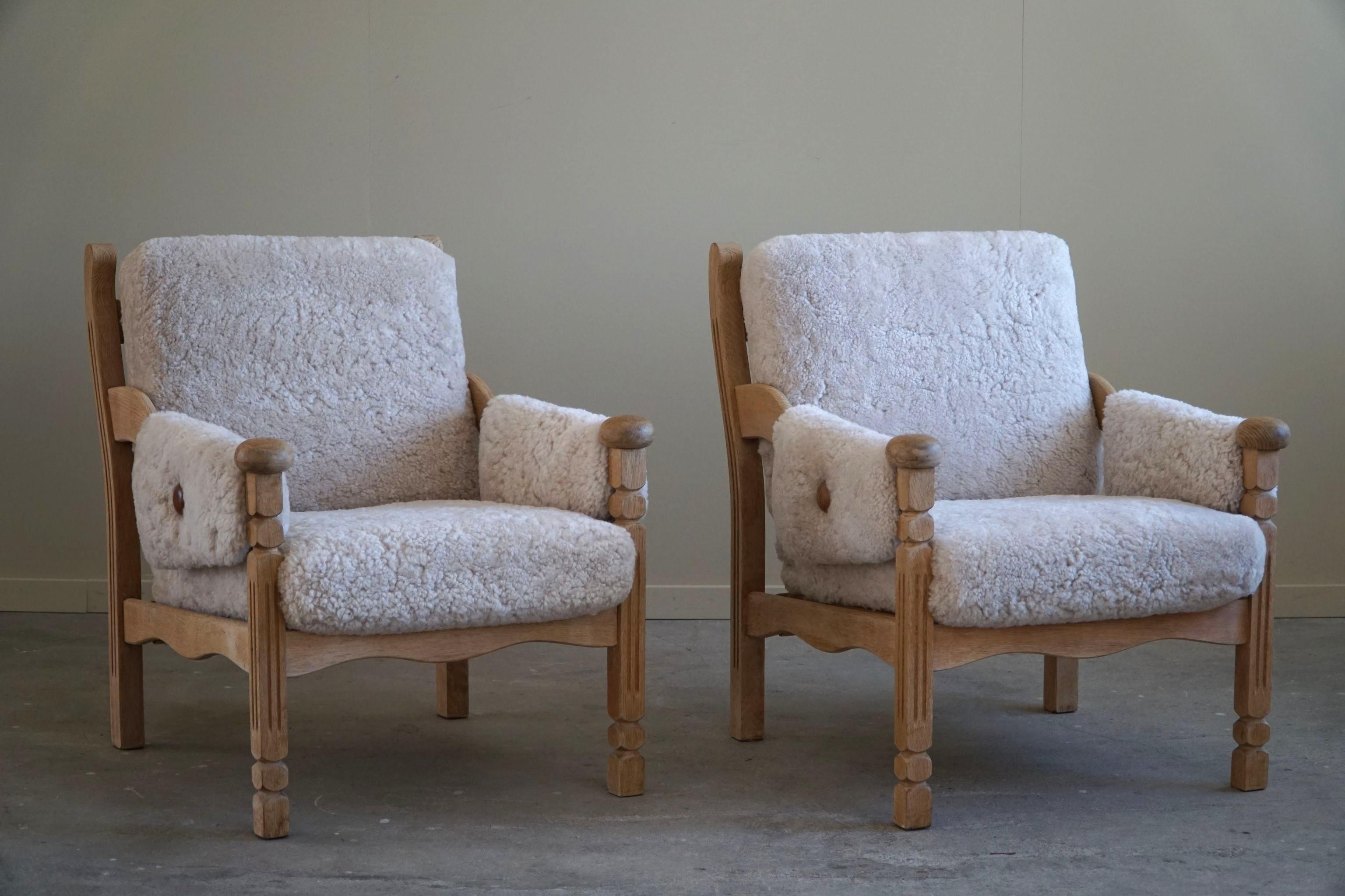 Pair of Lounge Chairs in Oak & Lambswool, Danish Modern, Henning Kjærnulf, 1960 12